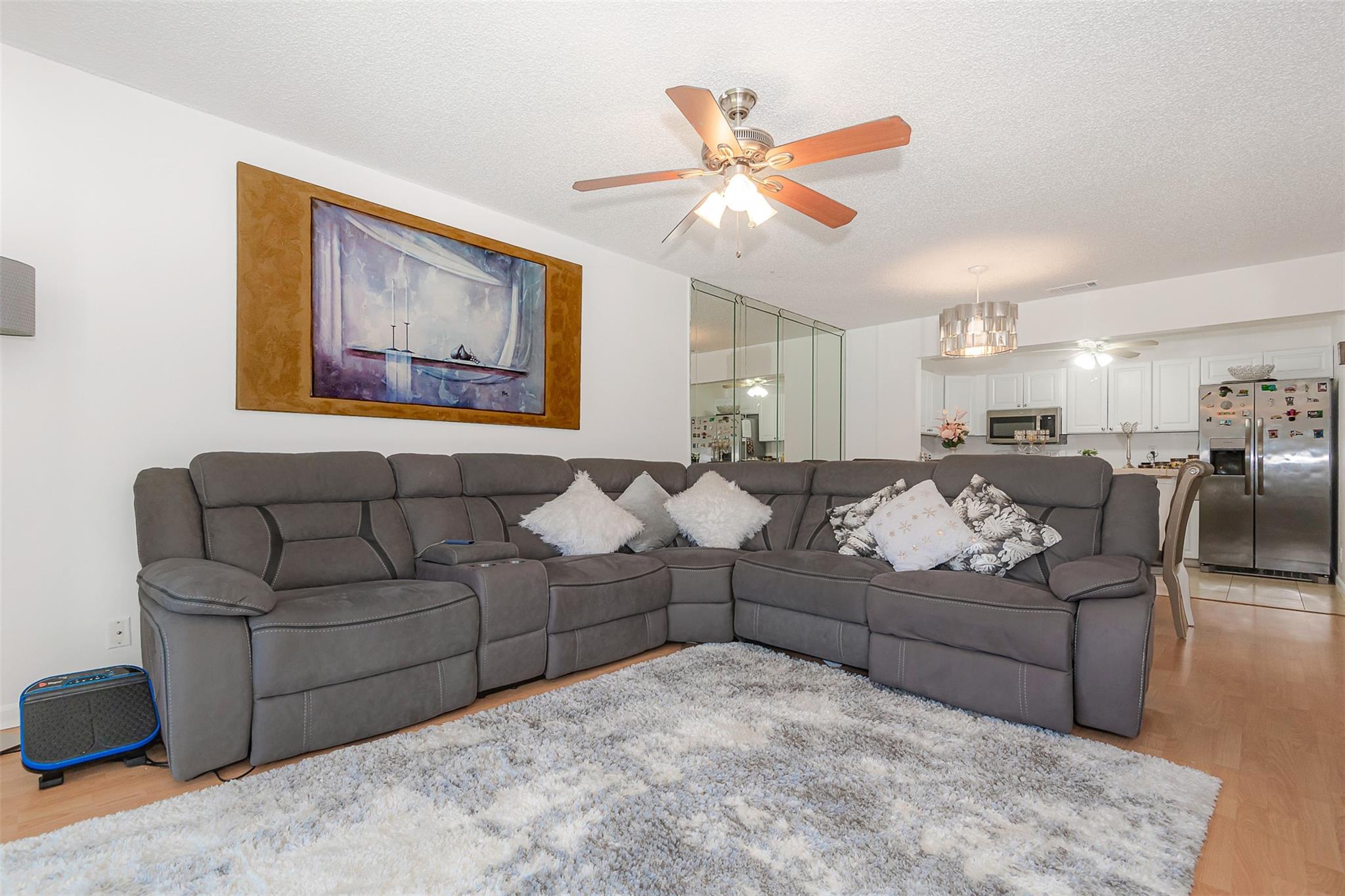 4123 NW 88th Avenue 206, Coral Springs, FL 33065