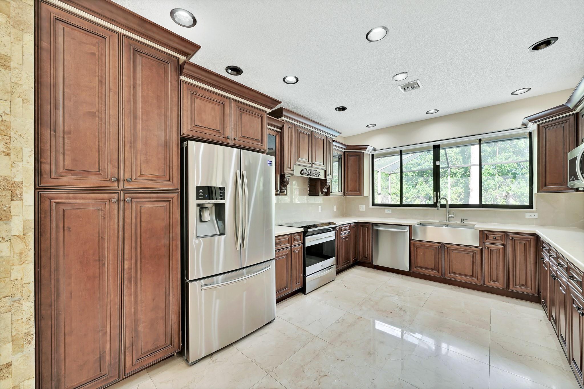 645 NW 102nd Avenue, Coral Springs, FL 33071