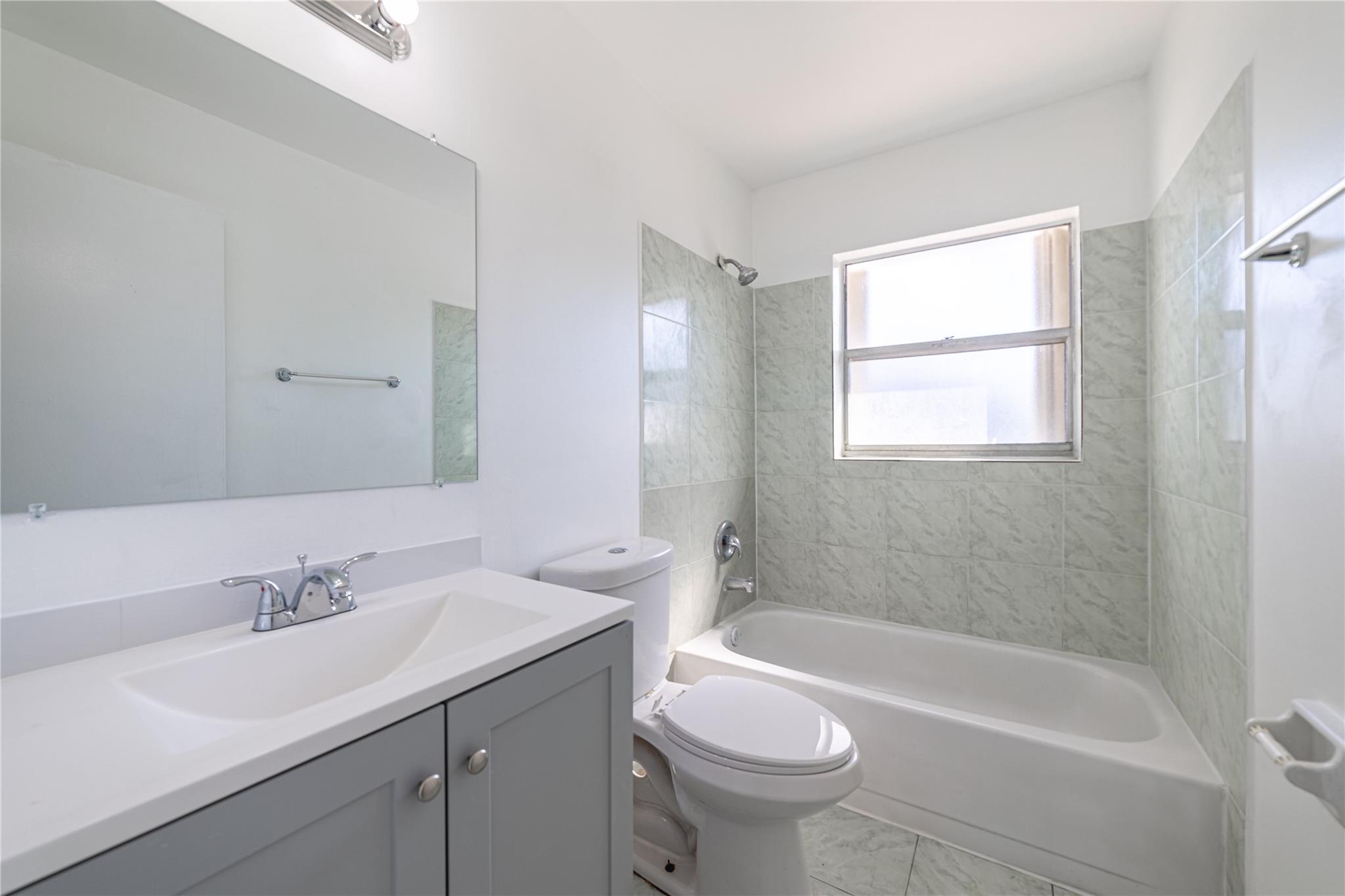 3218 Coral Ridge Drive 3218, Coral Springs, FL 33071