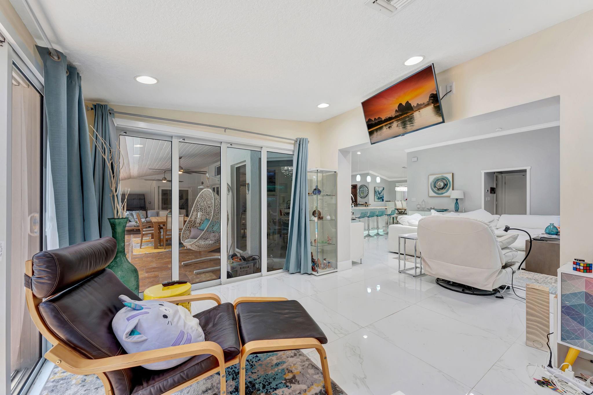 8140 NW 51st Place, Coral Springs, FL 33067