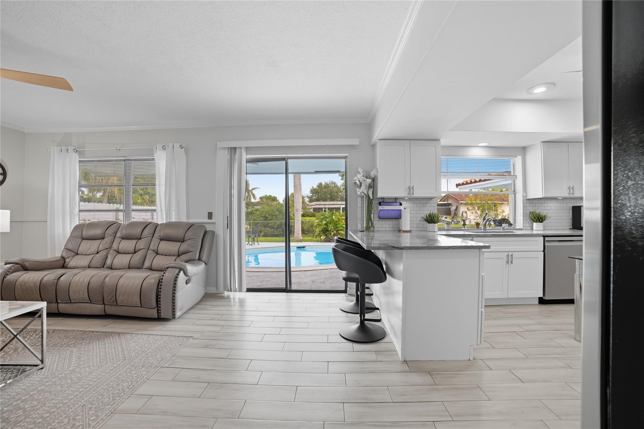 7505 NW 40th Place, Coral Springs, FL 33065