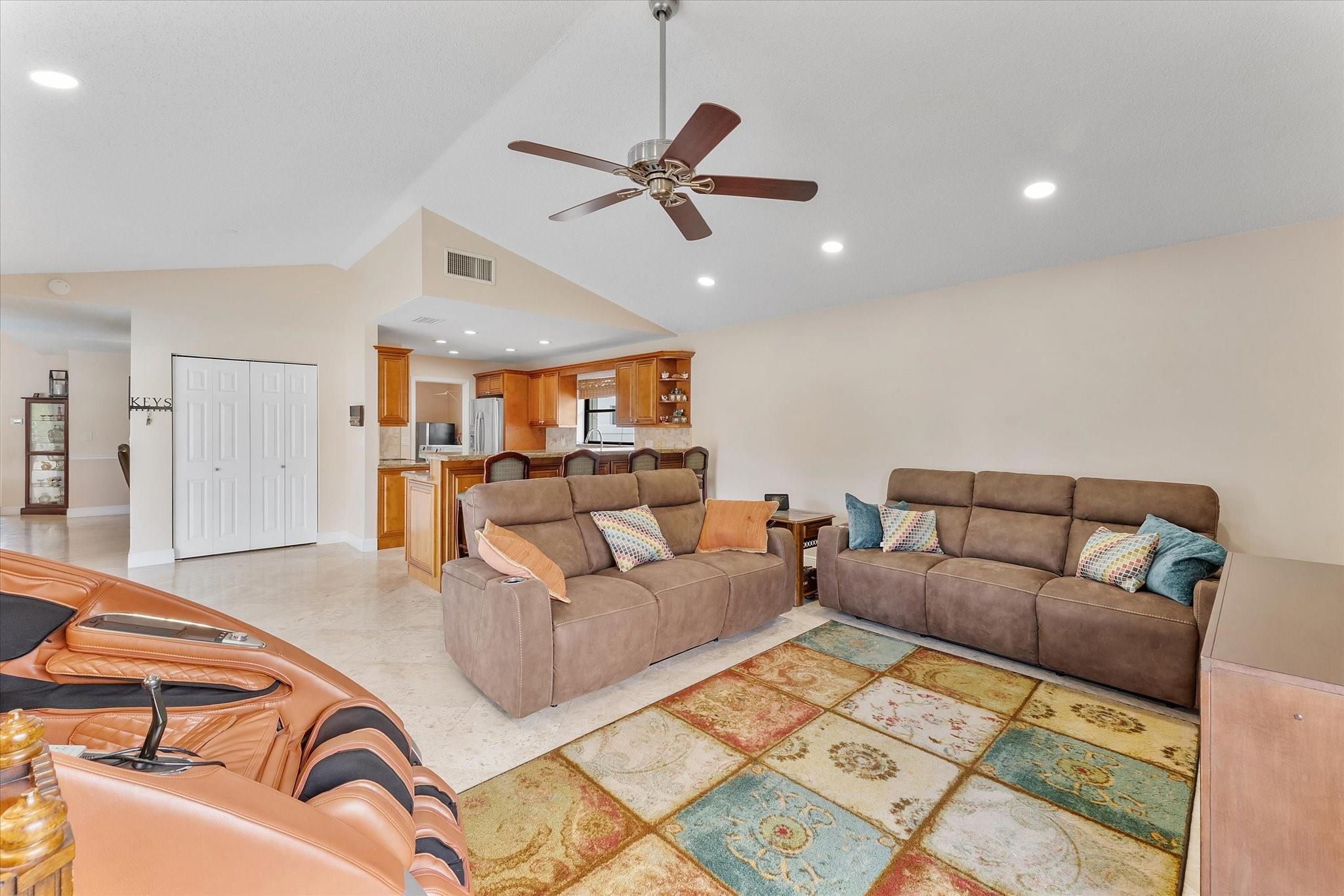 7207 NW 44 Street, Coral Springs, FL 33065