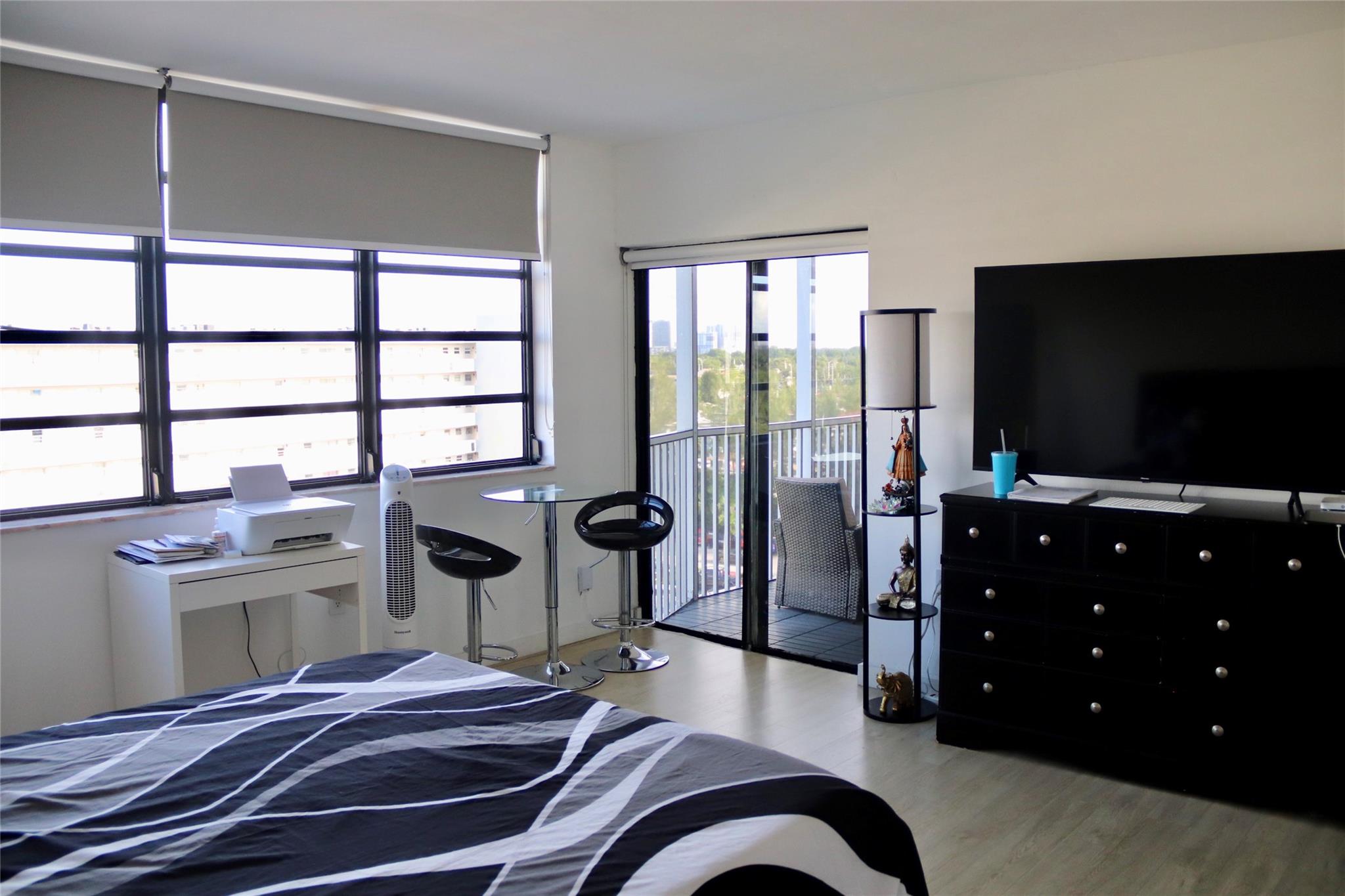 1770 NE 191st Street 816, Miami, FL 33179