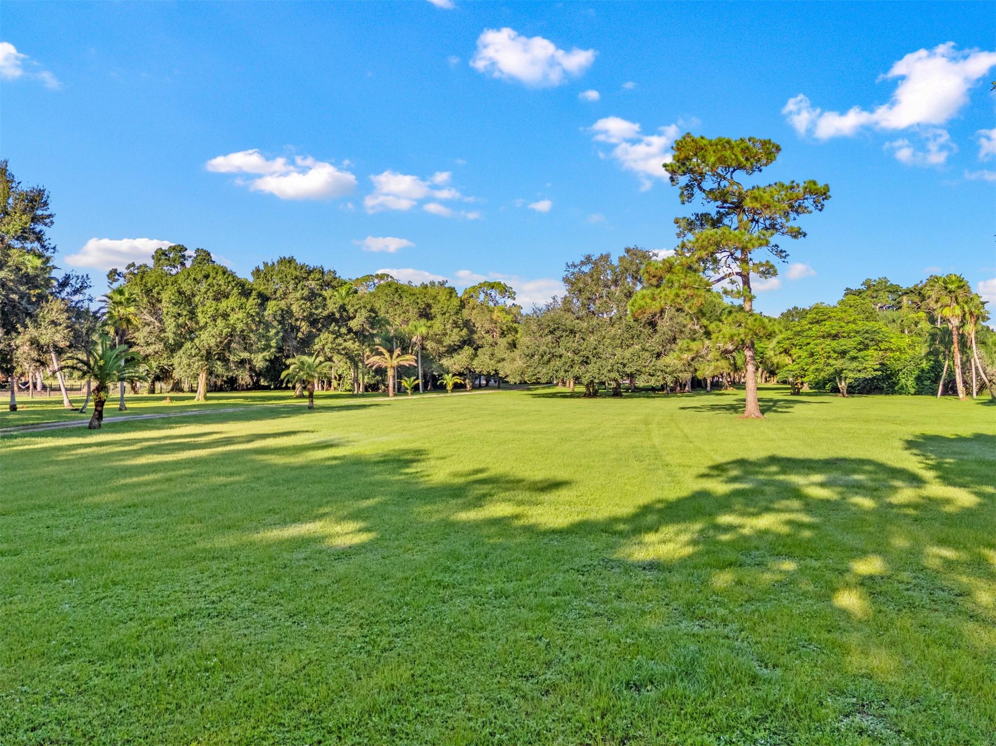 Photo for 3547 B Road, Loxahatchee Groves, FL 33470 - Listing #FX-10526166 3547 B Road, Loxahatchee Groves, FL 33470