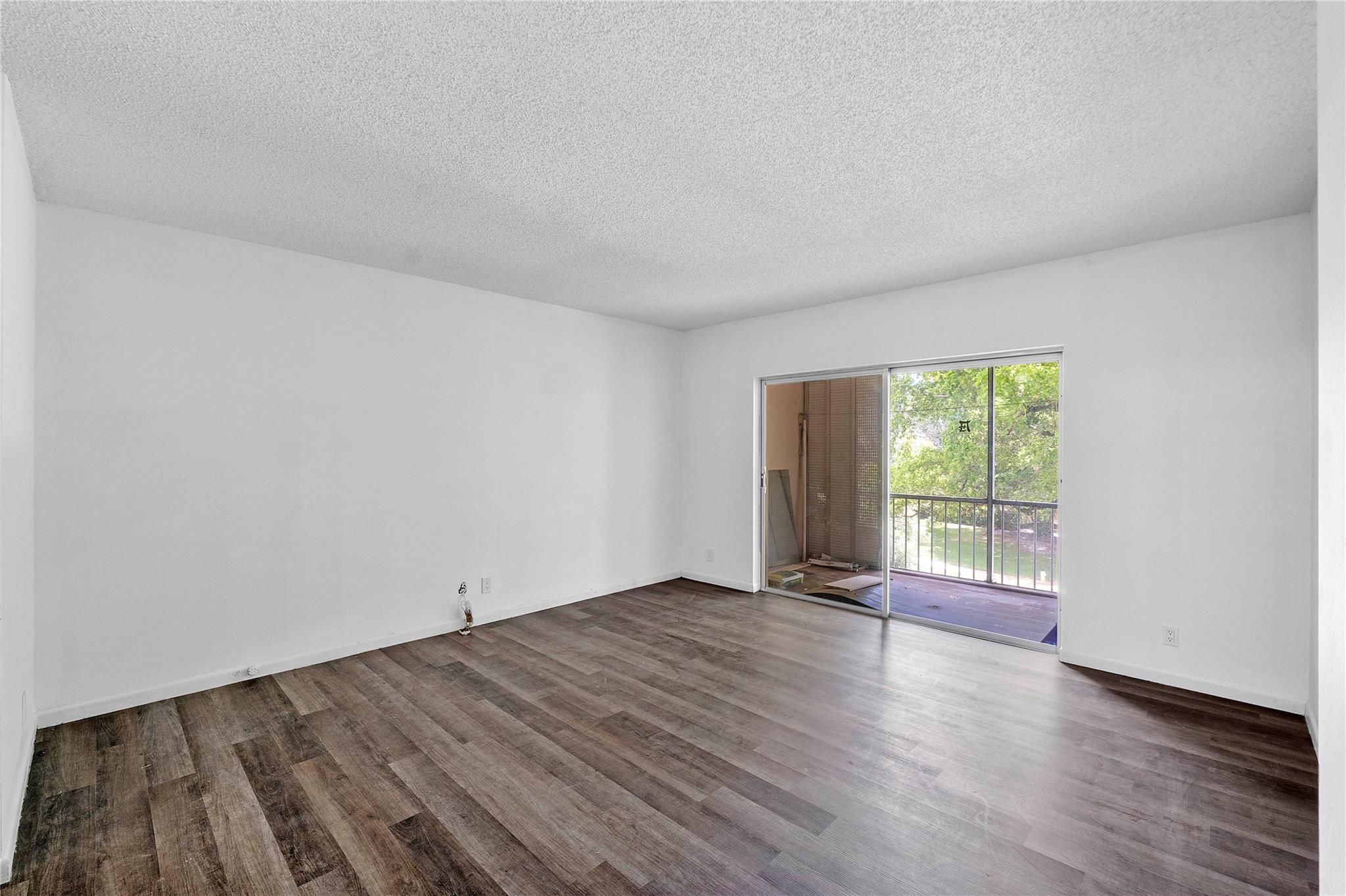Photo for 6751 Cypress Road, 204, Plantation, FL 33317 - Listing #FX-10520338 6751 Cypress Road, 204, Plantation, FL 33317