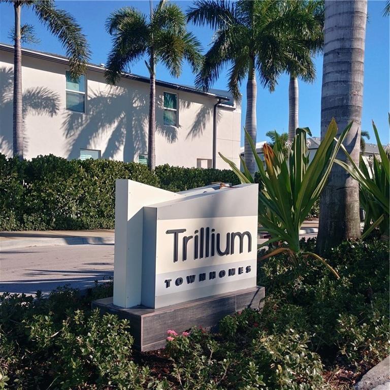 Photo for 3919 SE Mentmore Lane, Stuart, FL 34997 - listing #FX-10537646 3919 SE Mentmore Lane, Stuart, FL 34997