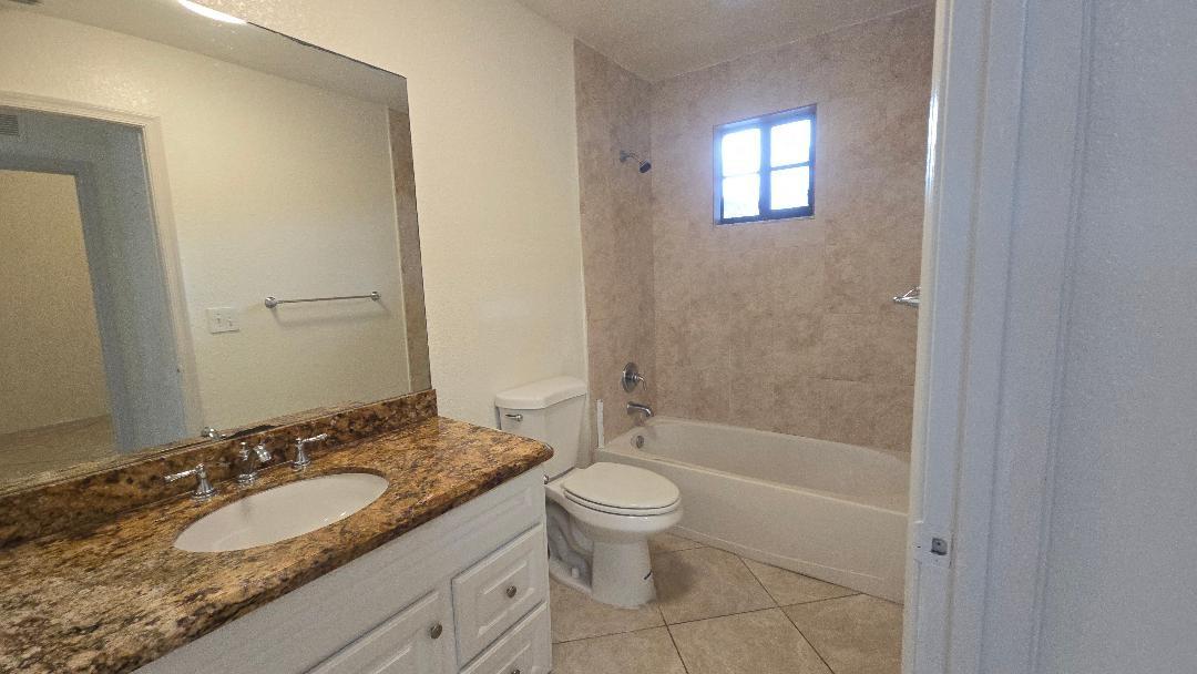2801 Riverside Drive 208, Coral Springs, FL 33065