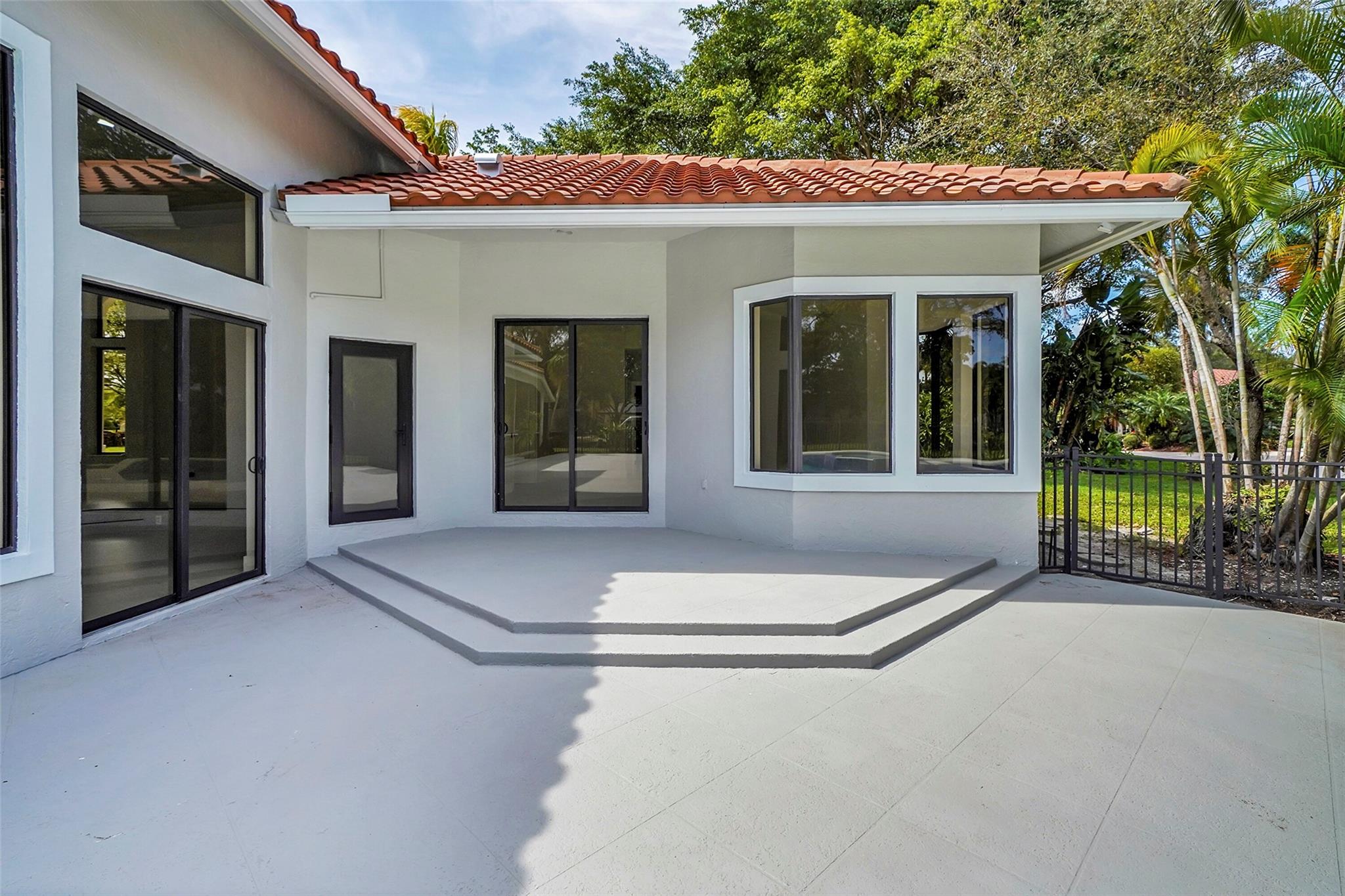 7685 NW 47th Drive, Coral Springs, FL 33067