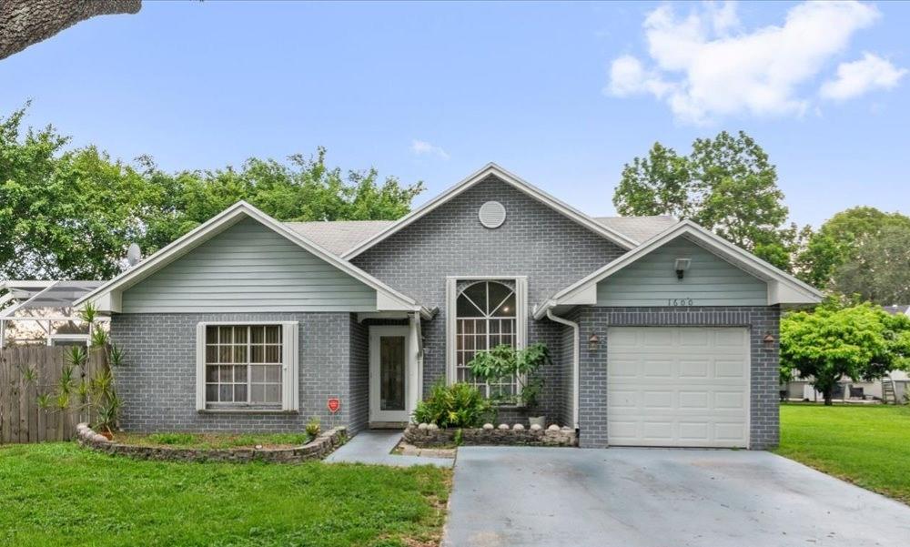 Photo for 1600 SW 87th Avenue, Pembroke Pines, FL 33025 - listing #FX-10534513 1600 SW 87th Avenue, Pembroke Pines, FL 33025