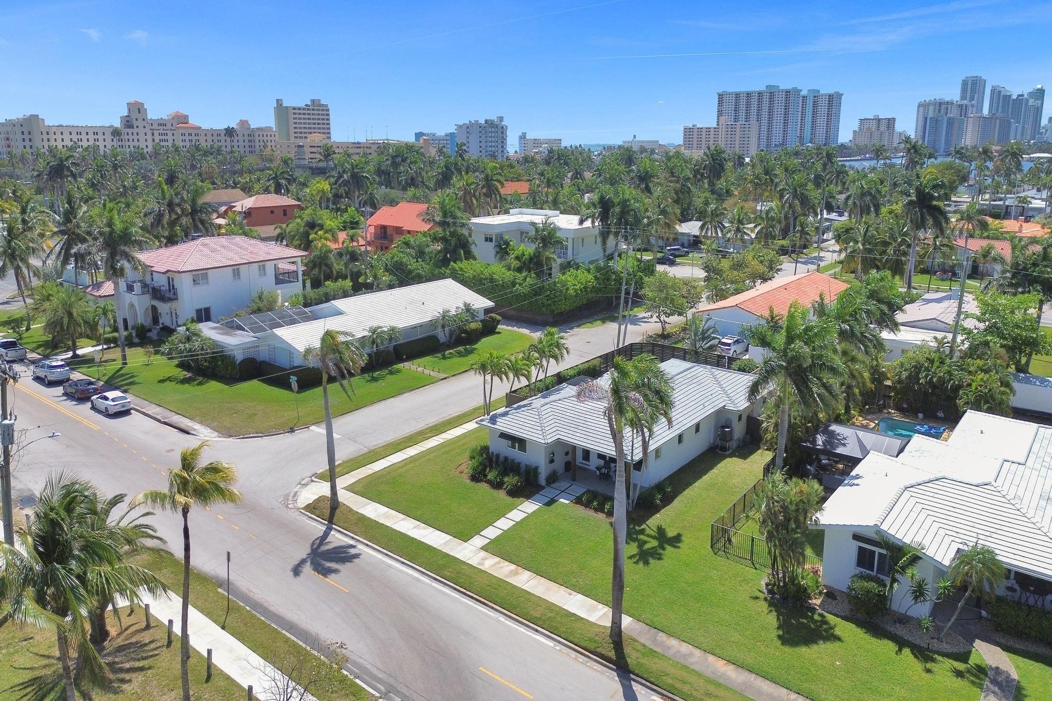 Photo for 800 Polk Street, Hollywood, FL 33019 - Listing #FX-10518579 800 Polk Street, Hollywood, FL 33019