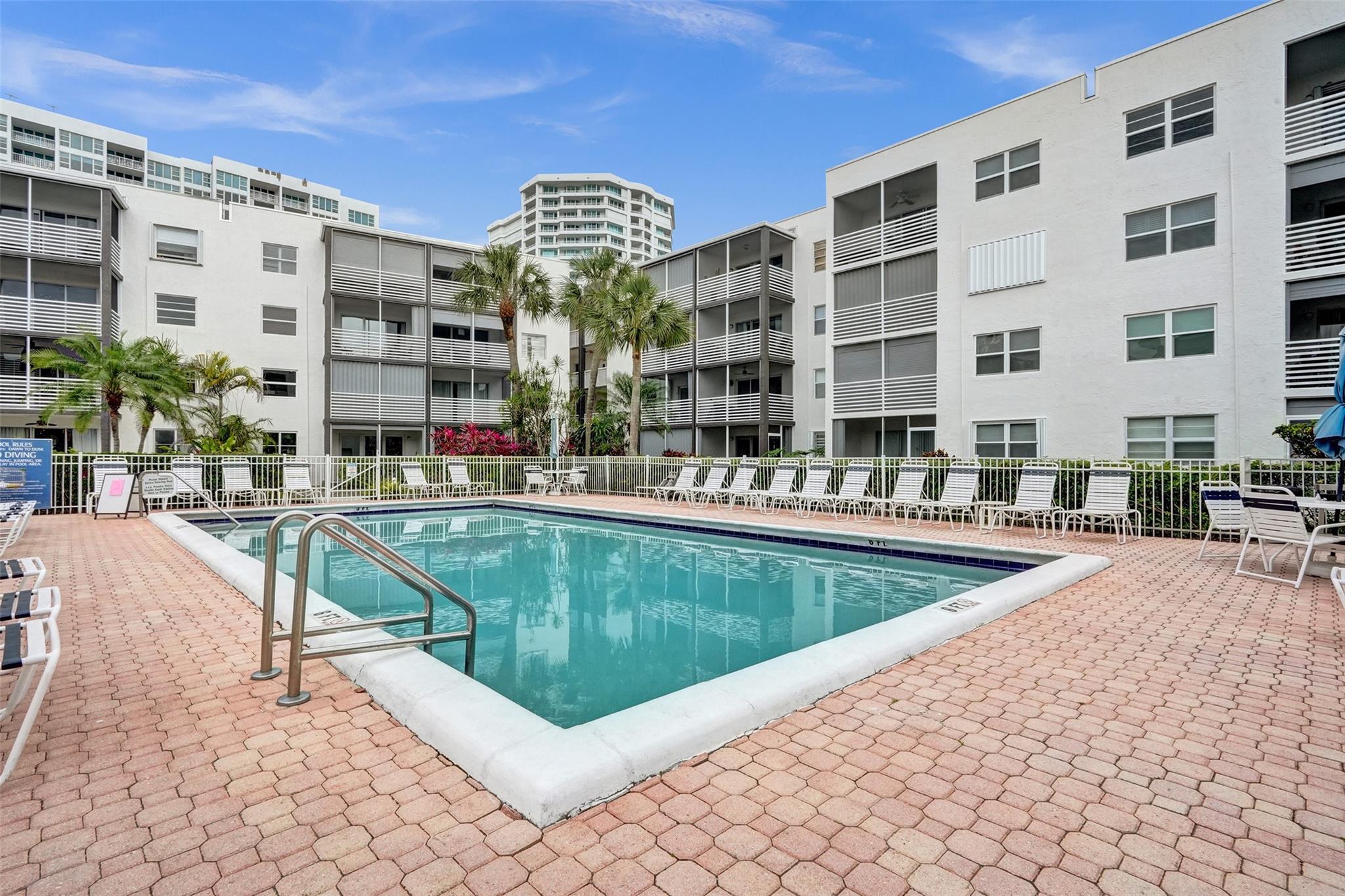 Photo for 1541 S Ocean Boulevard, 309, Lauderdale By The Sea, FL 33062 - listing #FX-10528223 1541 S Ocean Boulevard, 309, Lauderdale By The Sea, FL 33062