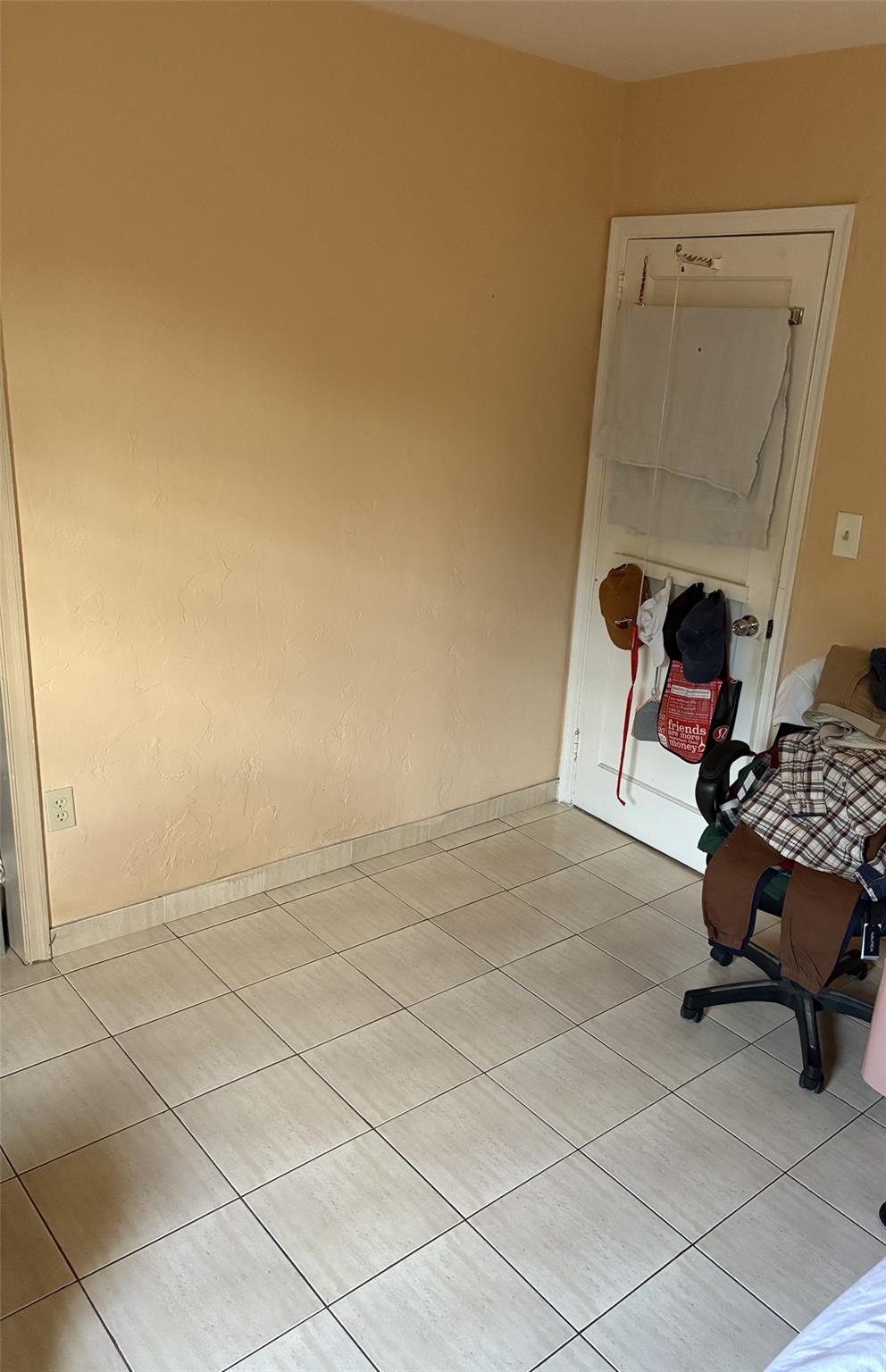 10335 NW 26th Avenue, Miami, FL 33147