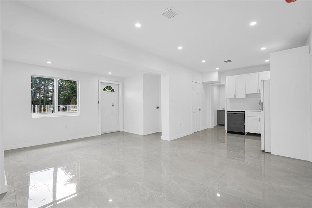 11406 NW 17th Avenue, Miami, FL 33167