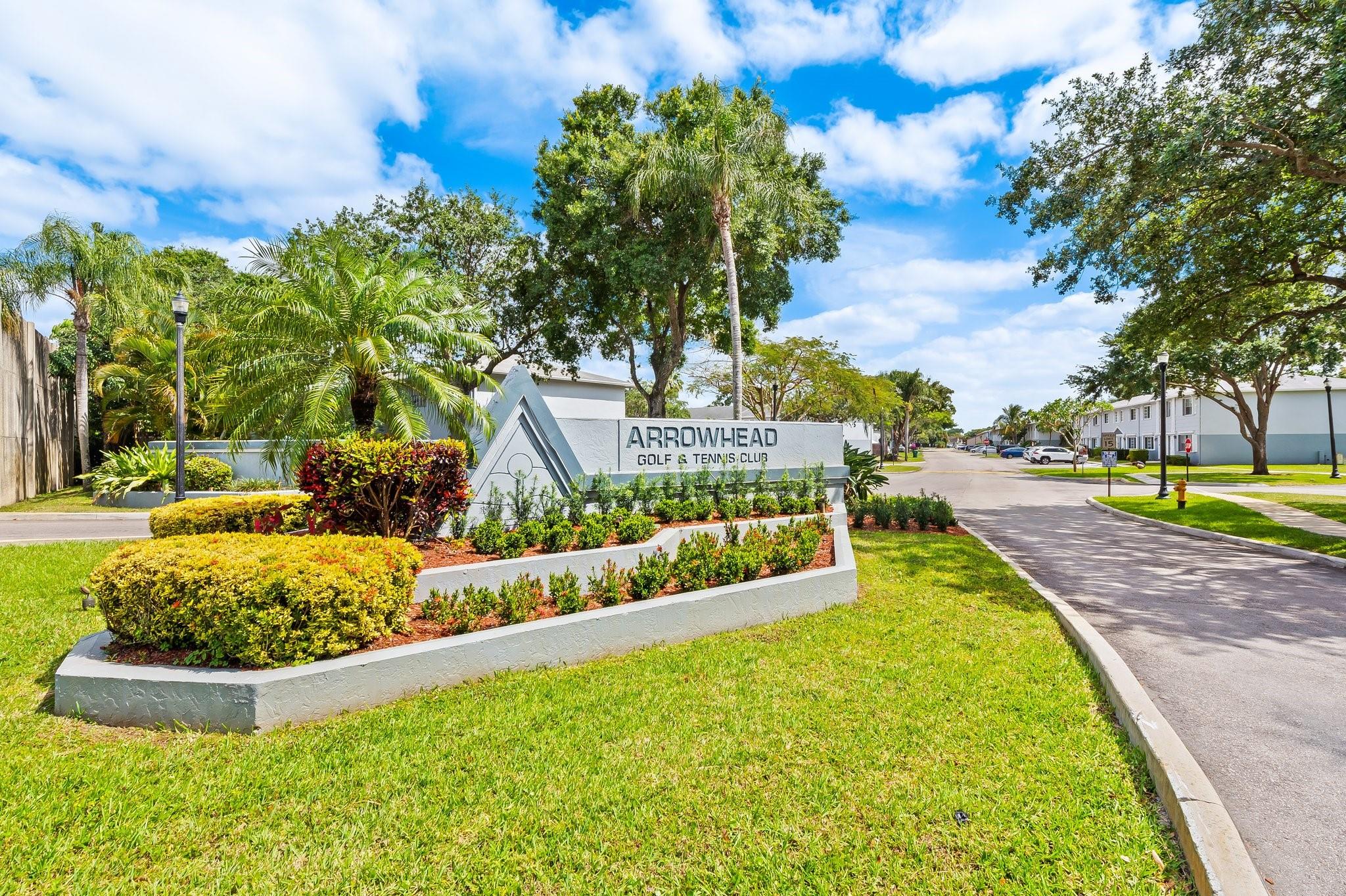 Photo for 8059 SW 17th Place, 5-4, Davie, FL 33324 - listing #FX-10533433 8059 SW 17th Place, 5-4, Davie, FL 33324