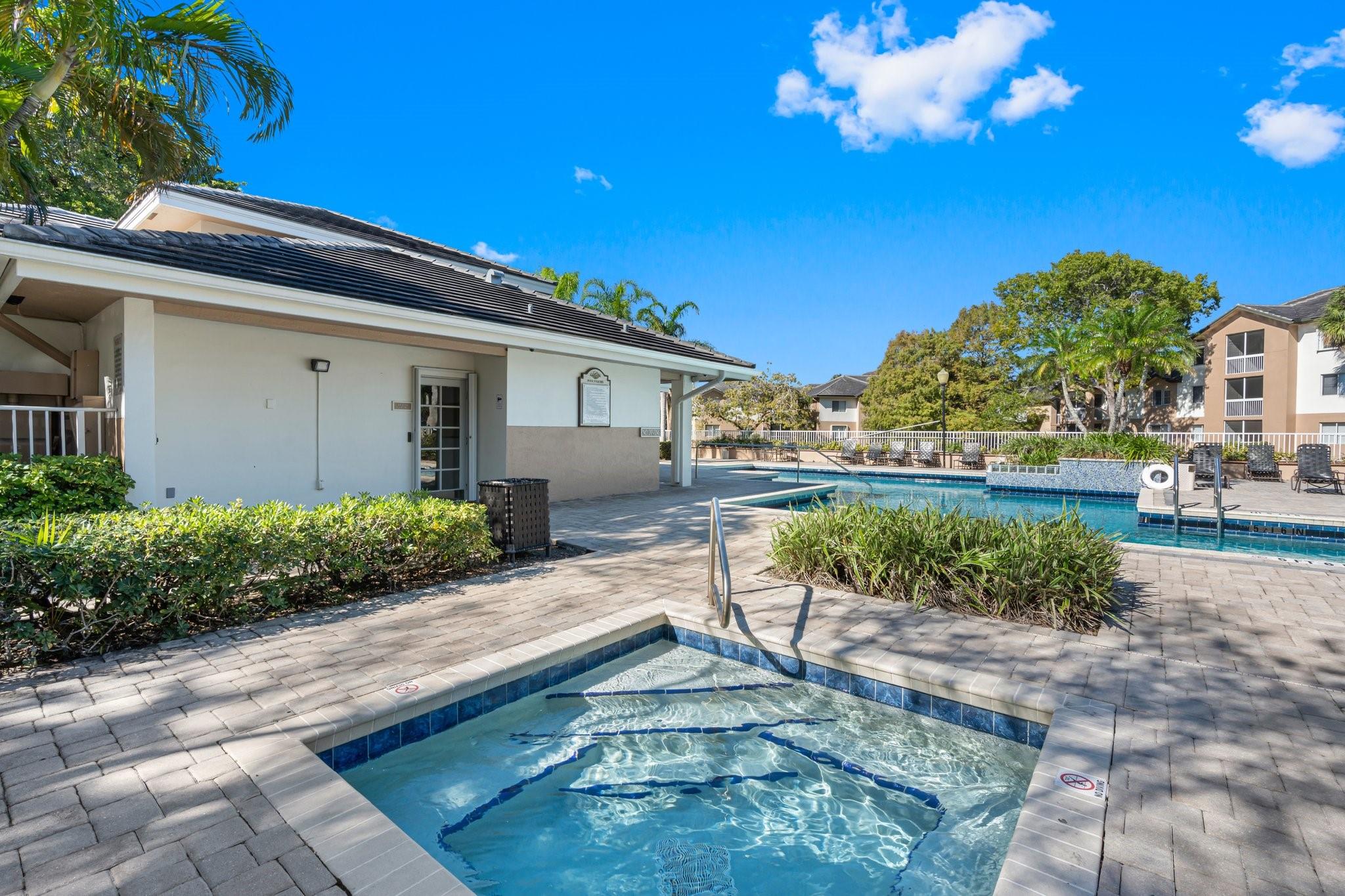 9977 Westview Drive 122, Coral Springs, FL 33076