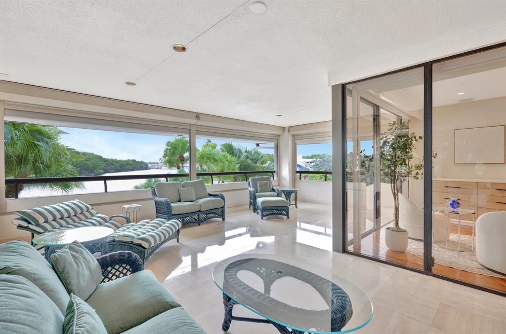 2441 SW 28th Avenue, Fort Lauderdale, FL 33312