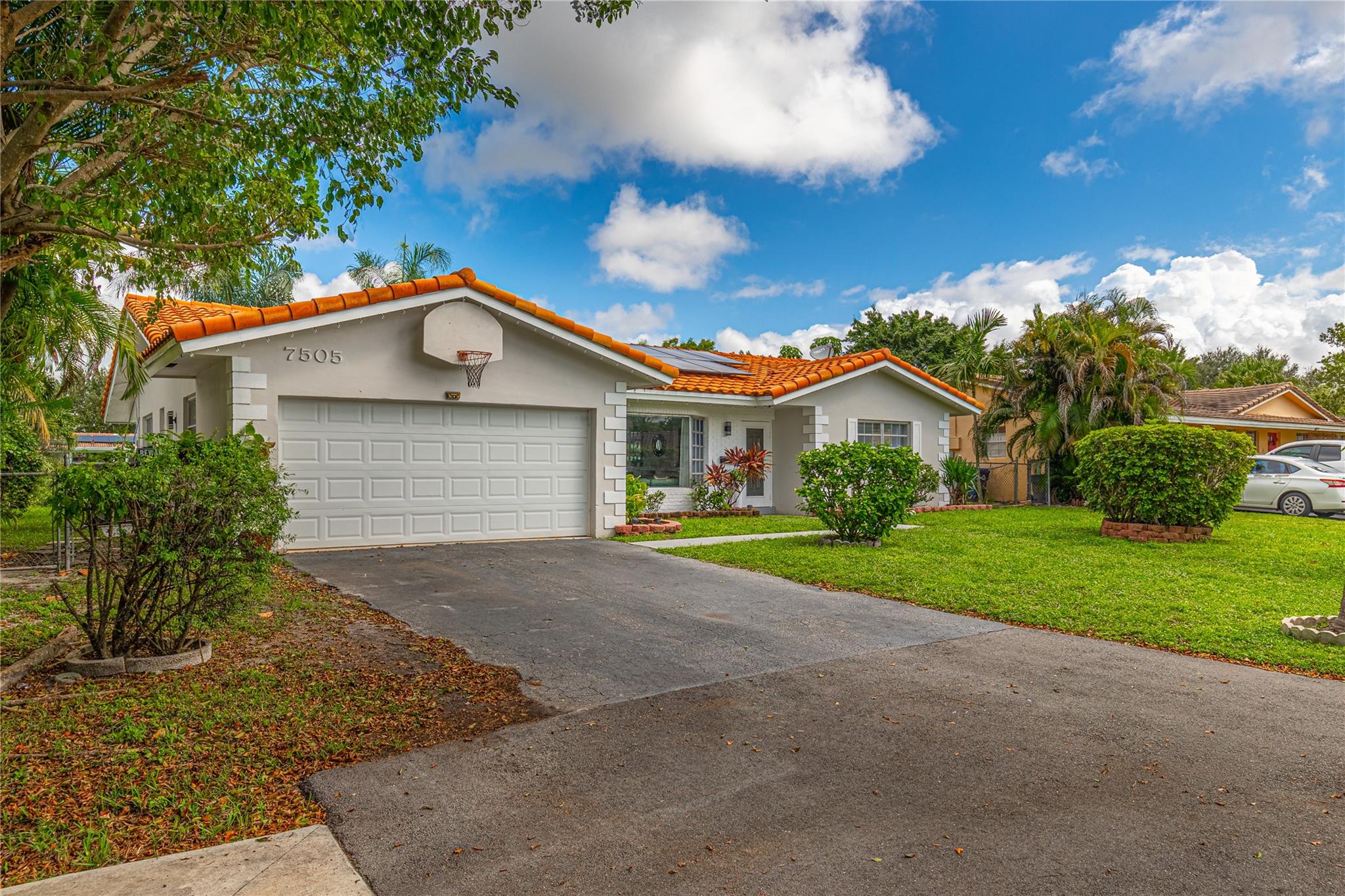 7505 NW 40th Place, Coral Springs, FL 33065