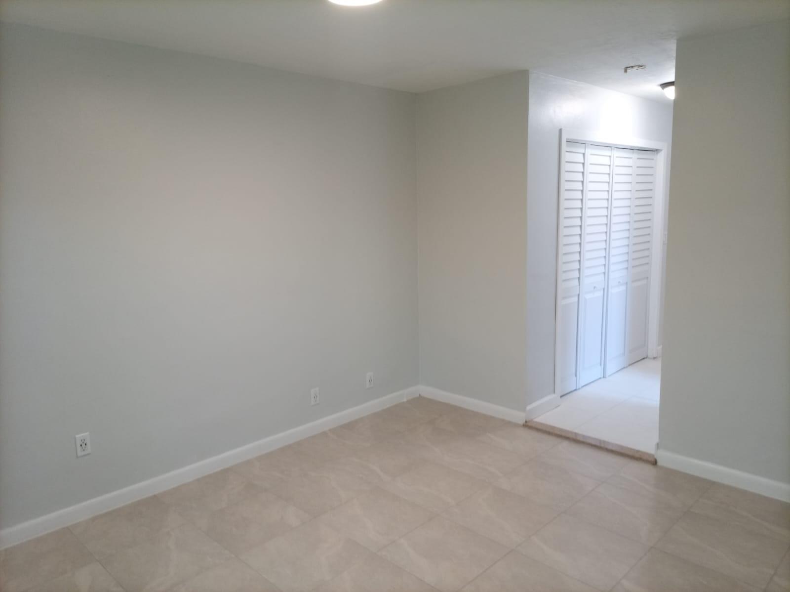 4000 NW Woodside Drive, Coral Springs, FL 33065