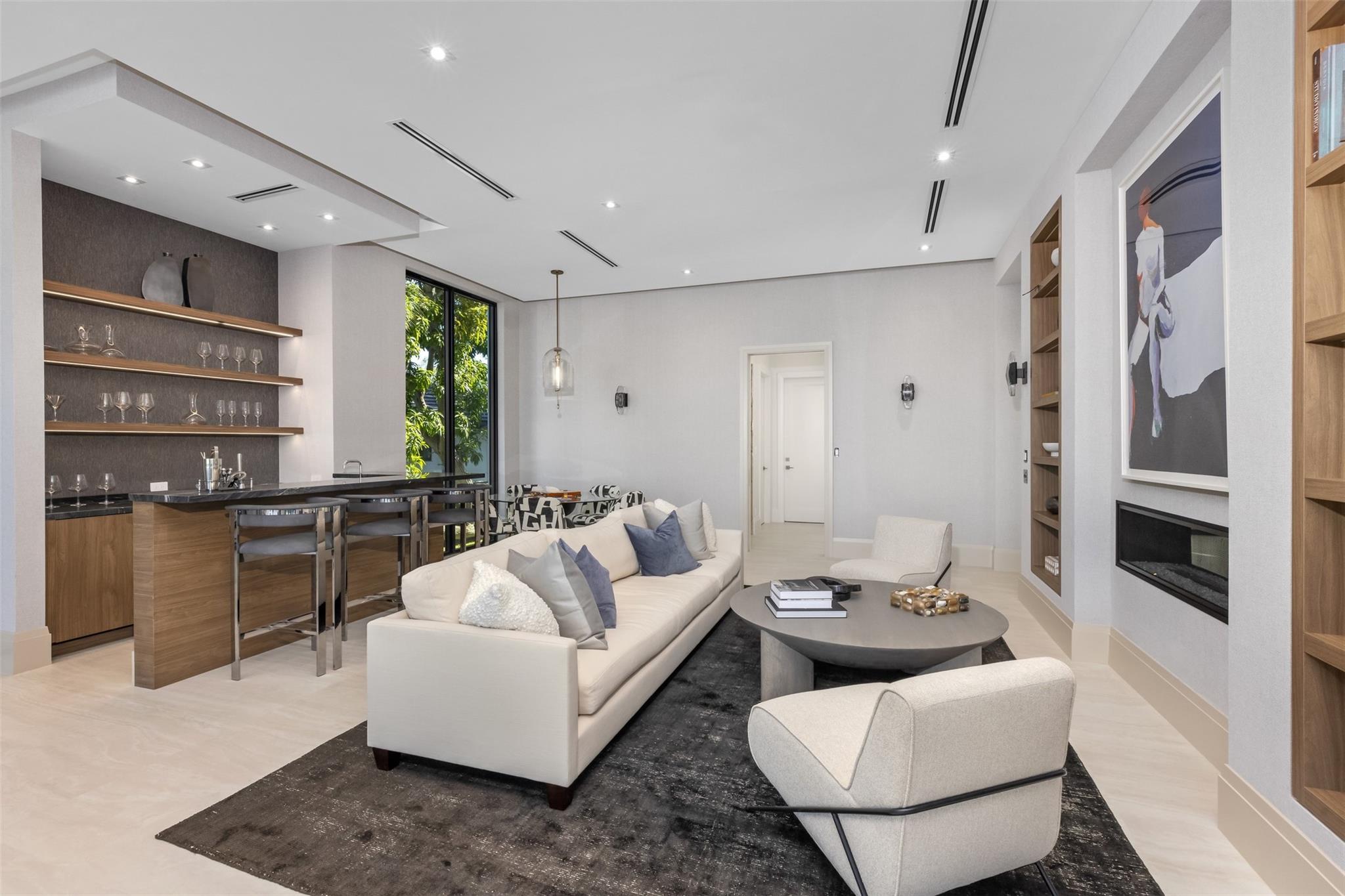 32 Seneca Road, Fort Lauderdale, FL 33308