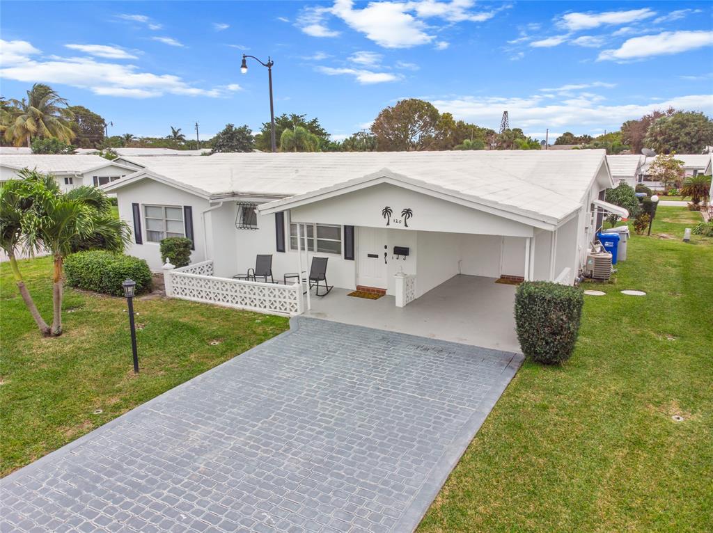 Photo for 120 NW 27th Court, Pompano Beach, FL 33064 - listing #FX-10417621 120 NW 27th Court, Pompano Beach, FL 33064