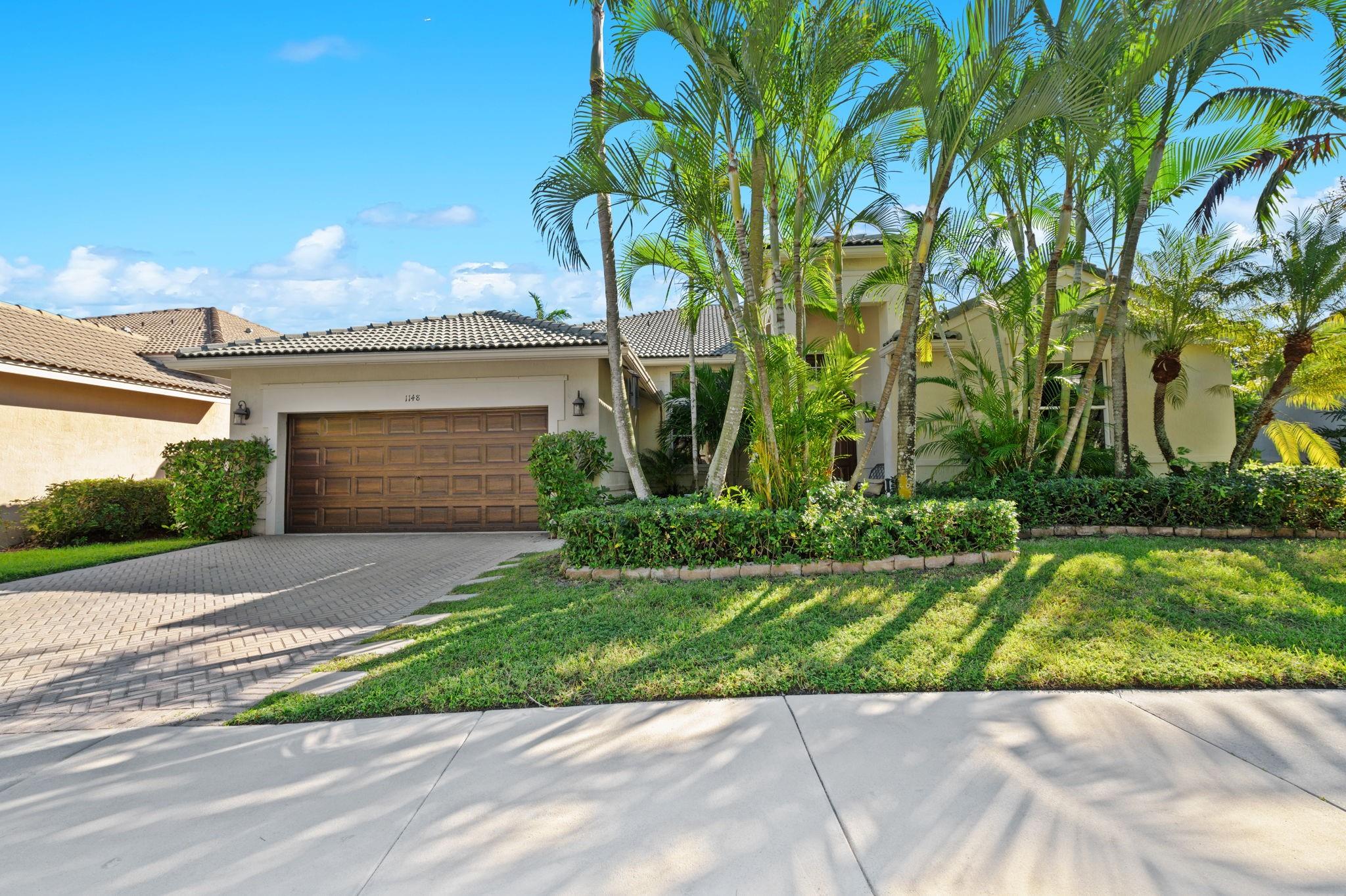 Photo for 1148 Skylark Drive, Weston, FL 33327 - listing #FX-10534730 1148 Skylark Drive, Weston, FL 33327