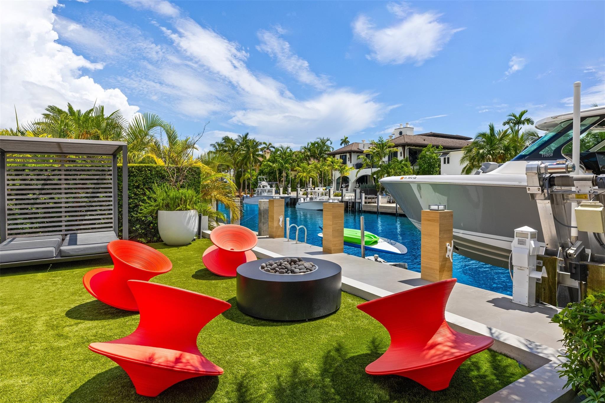 650 Royal Plaza Drive, Fort Lauderdale, FL 33301