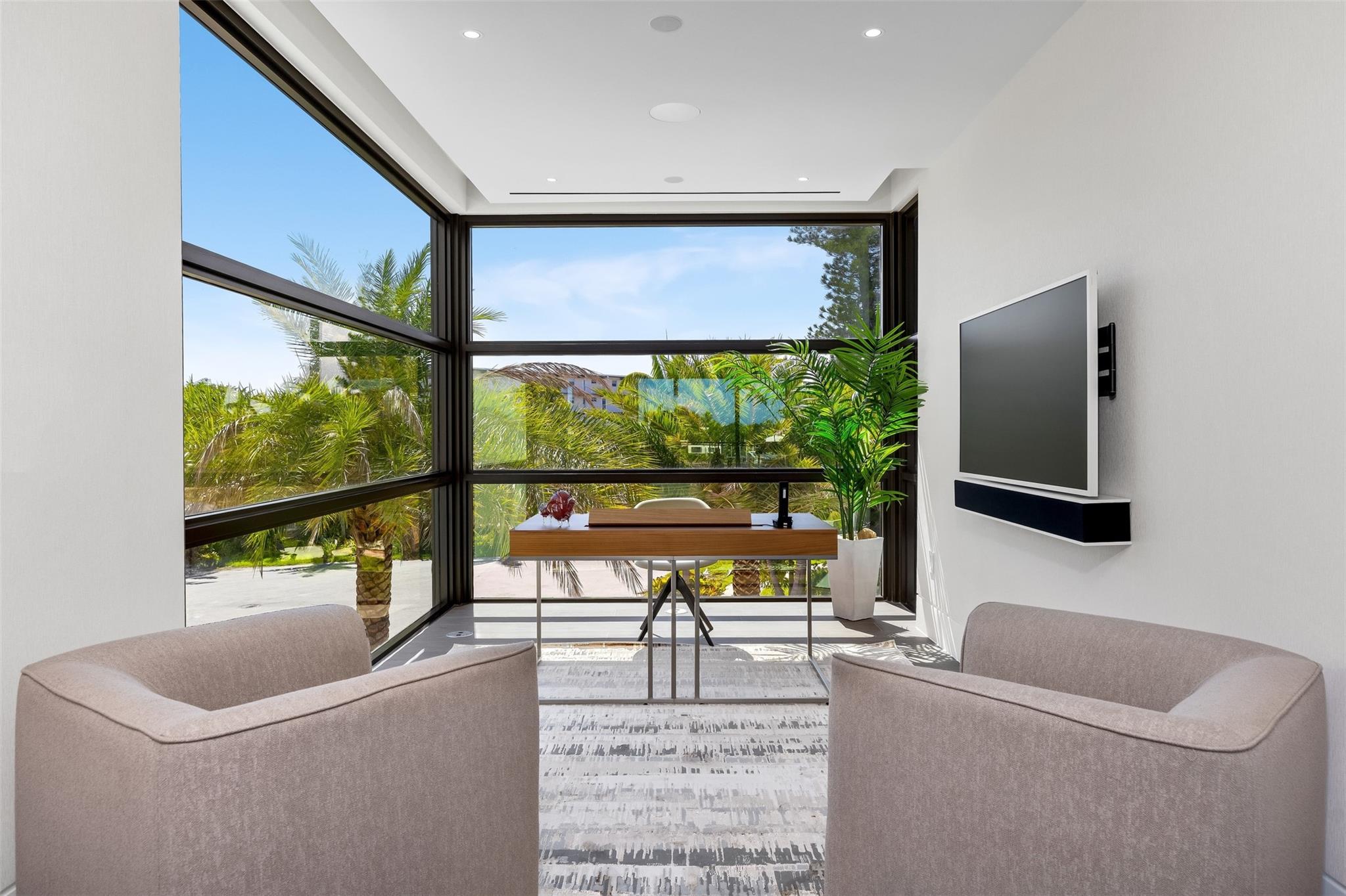 1555 SE 14th Court, Deerfield Beach, FL 33441