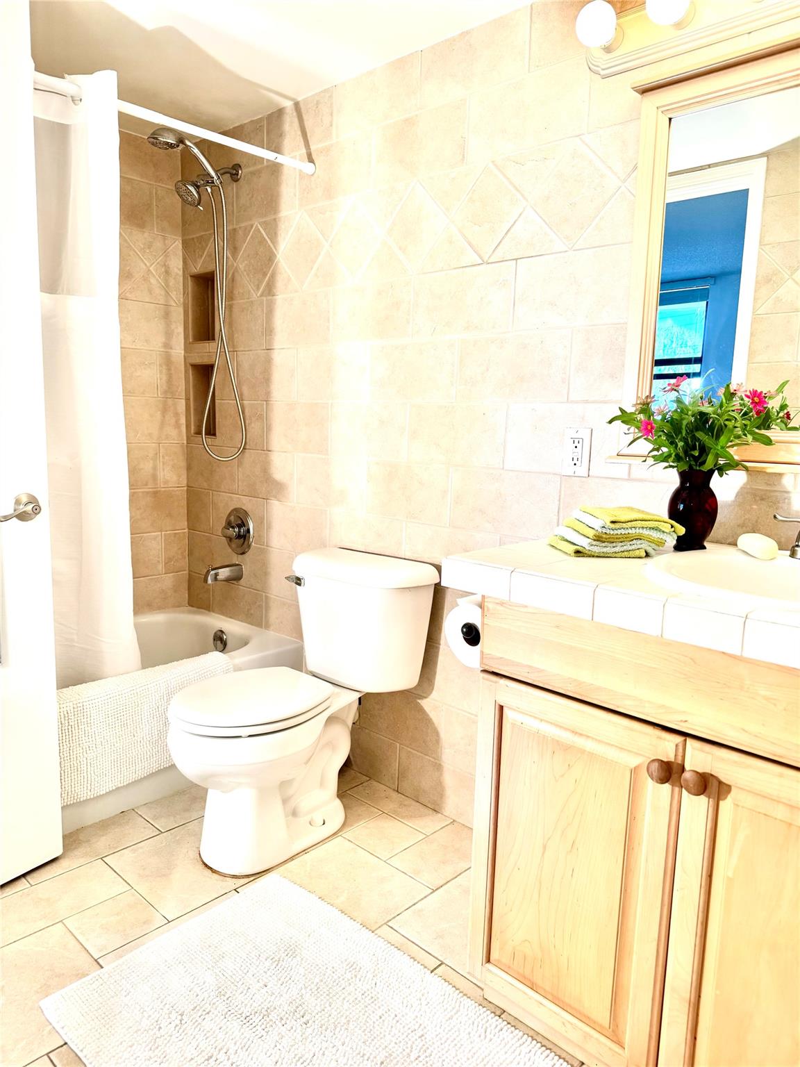 Guest Quarters Bathroom