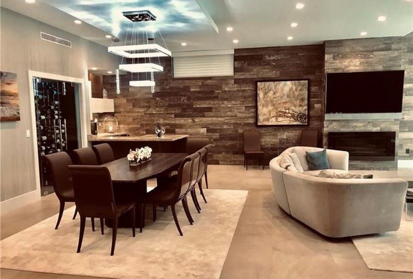 615 Royal Plaza Drive, Fort Lauderdale, FL 33301