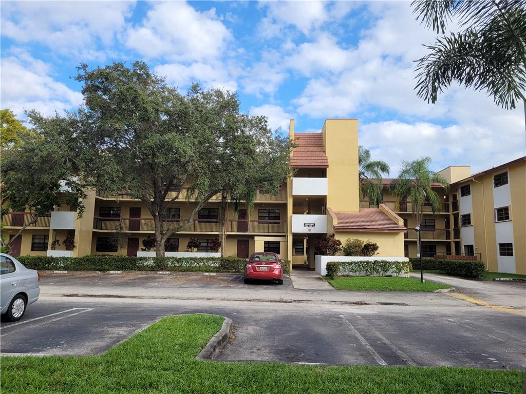2027 Coral Ridge Drive 206 S, Coral Springs, FL 33071