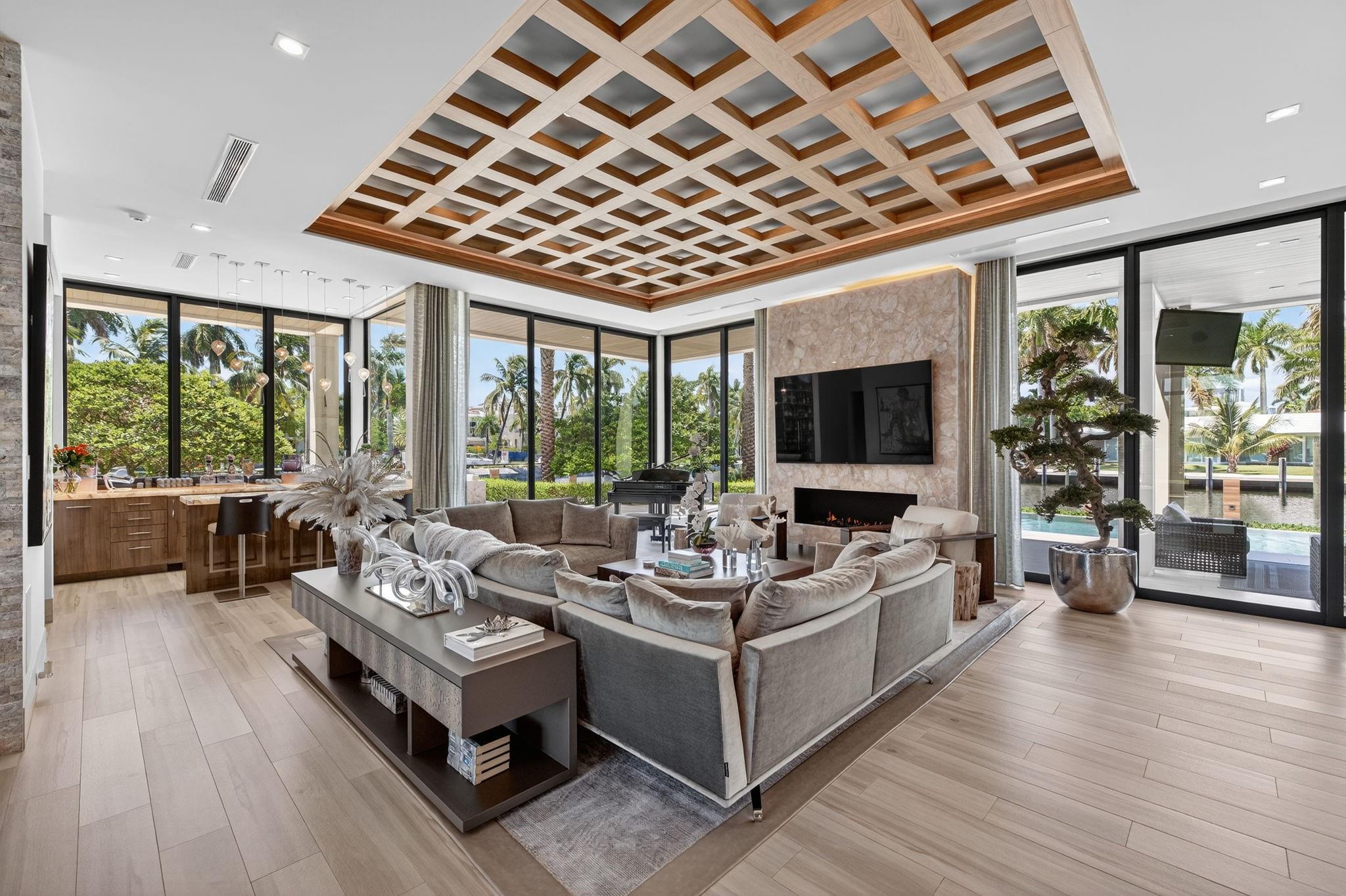 1 Royal Palm Drive, Fort Lauderdale, FL 33301