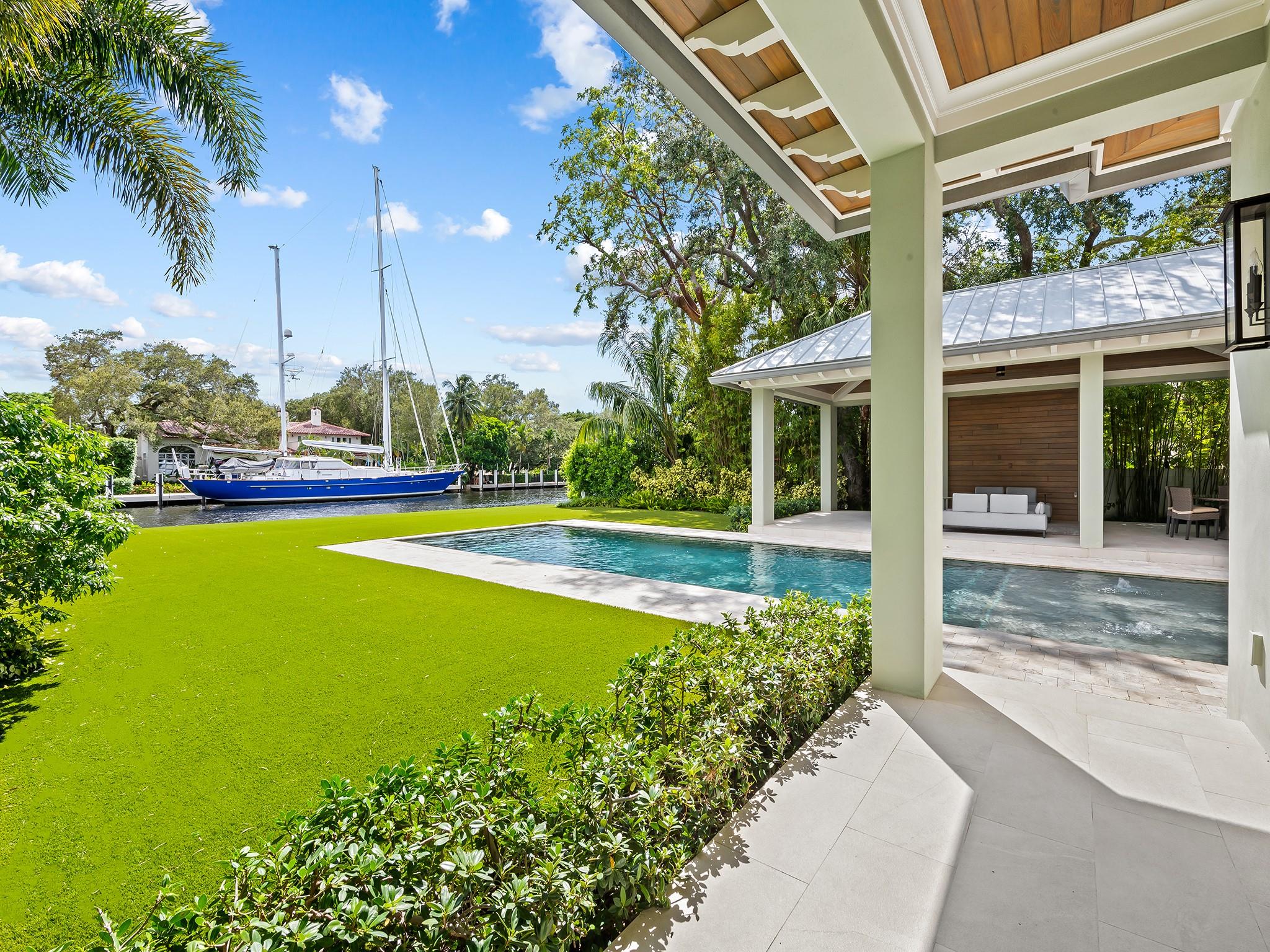 1110 SE 4th Street, Fort Lauderdale, FL 33301