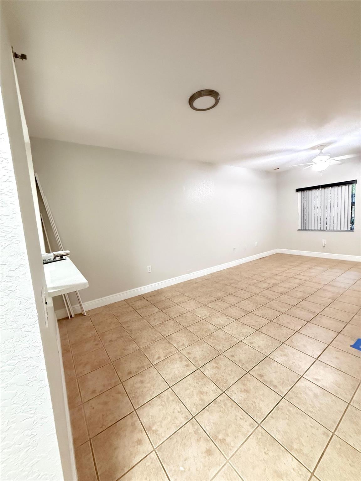 2901 Riverside Drive 102, Coral Springs, FL 33065