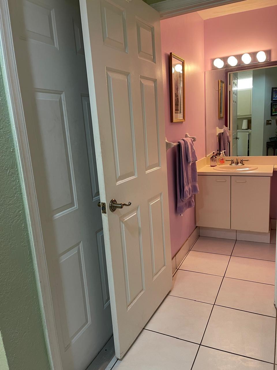 9520 SW 1st Place 6B, Coral Springs, FL 33071