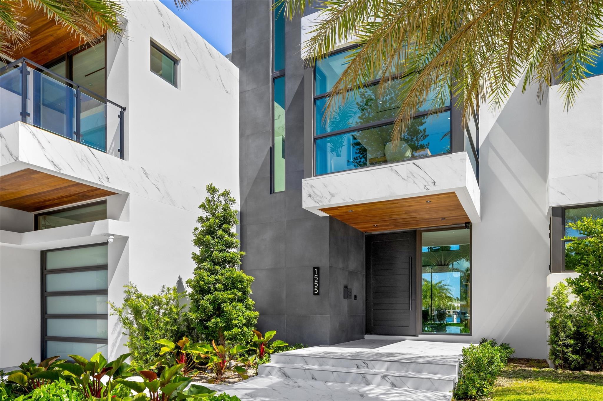 1555 SE 14th Court, Deerfield Beach, FL 33441