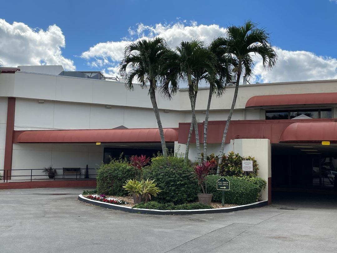 Photo for 9423 S Hollybrook Lake Drive, 203, Pembroke Pines, FL 33025 - Listing #FX-10497971 9423 S Hollybrook Lake Drive, 203, Pembroke Pines, FL 33025