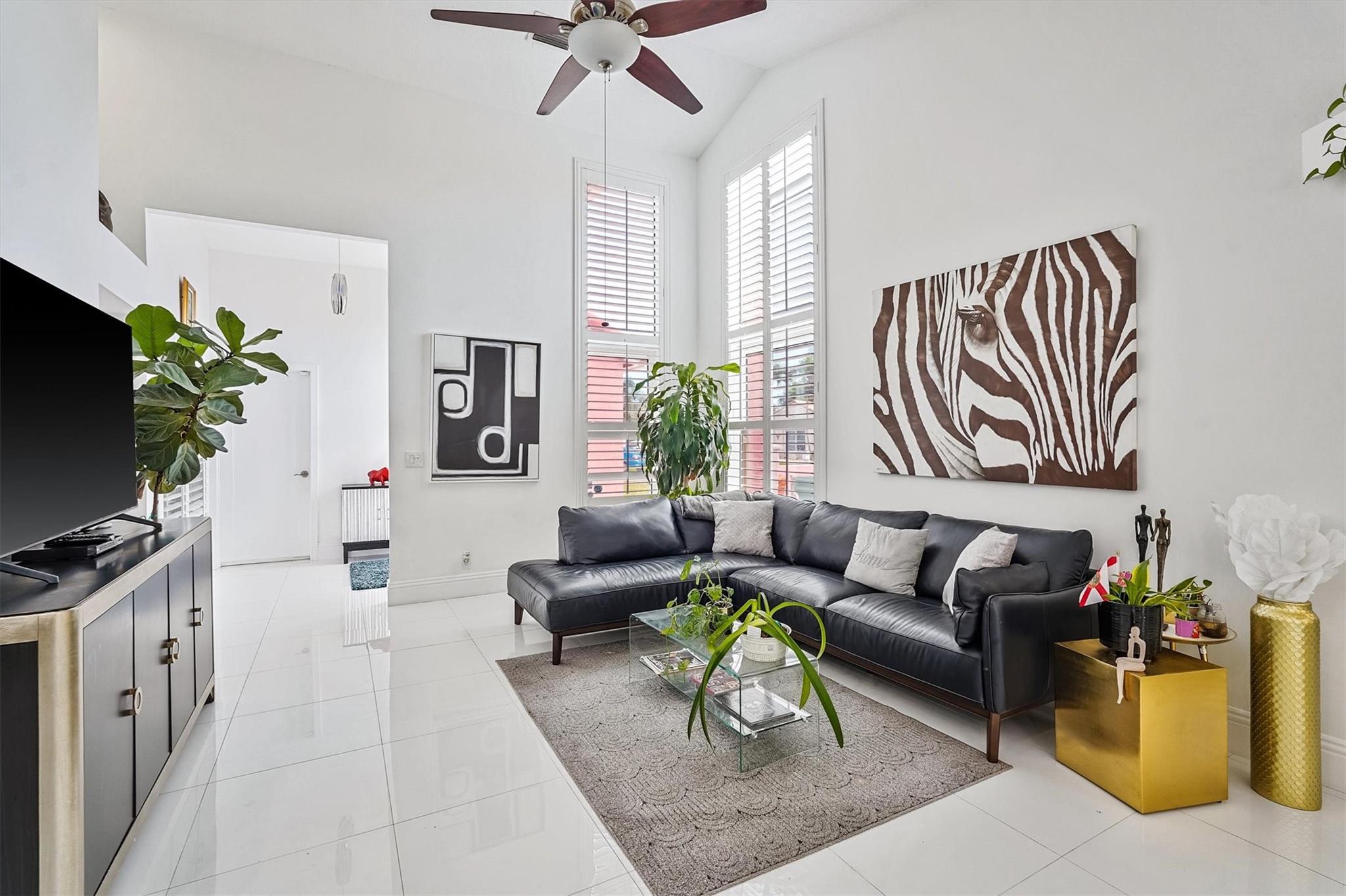 26 Dogwood Circle, Boynton Beach, FL 33436