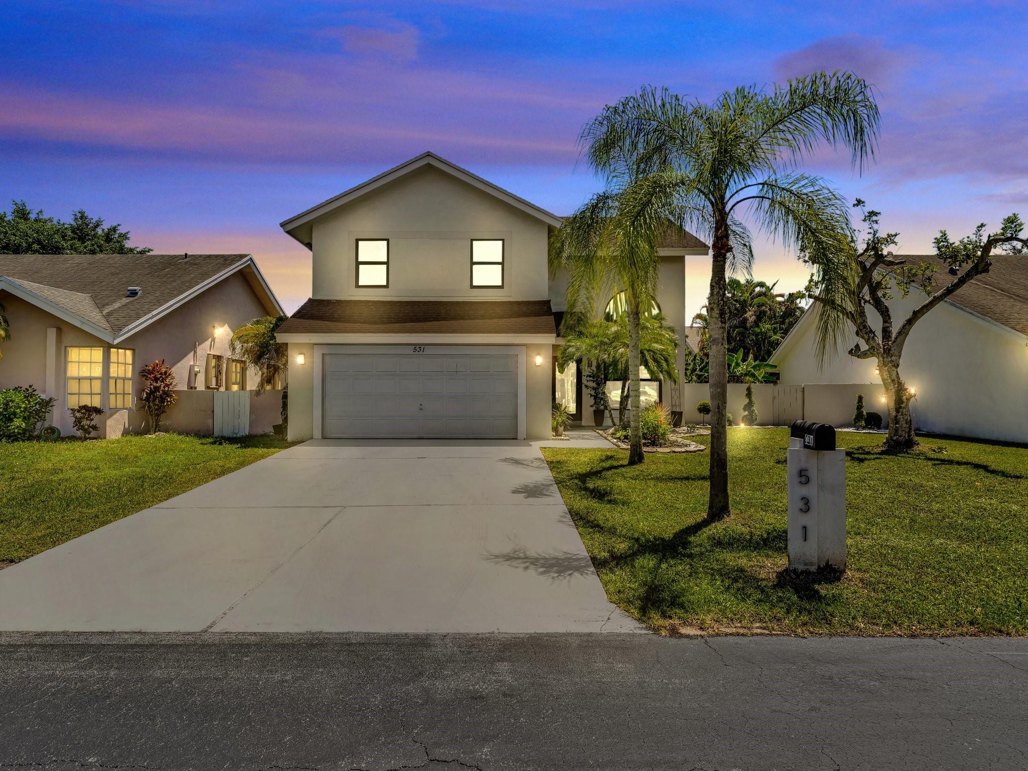 Photo for 531 NW 207th Avenue, Pembroke Pines, FL 33029 - listing #FX-10532816 531 NW 207th Avenue, Pembroke Pines, FL 33029