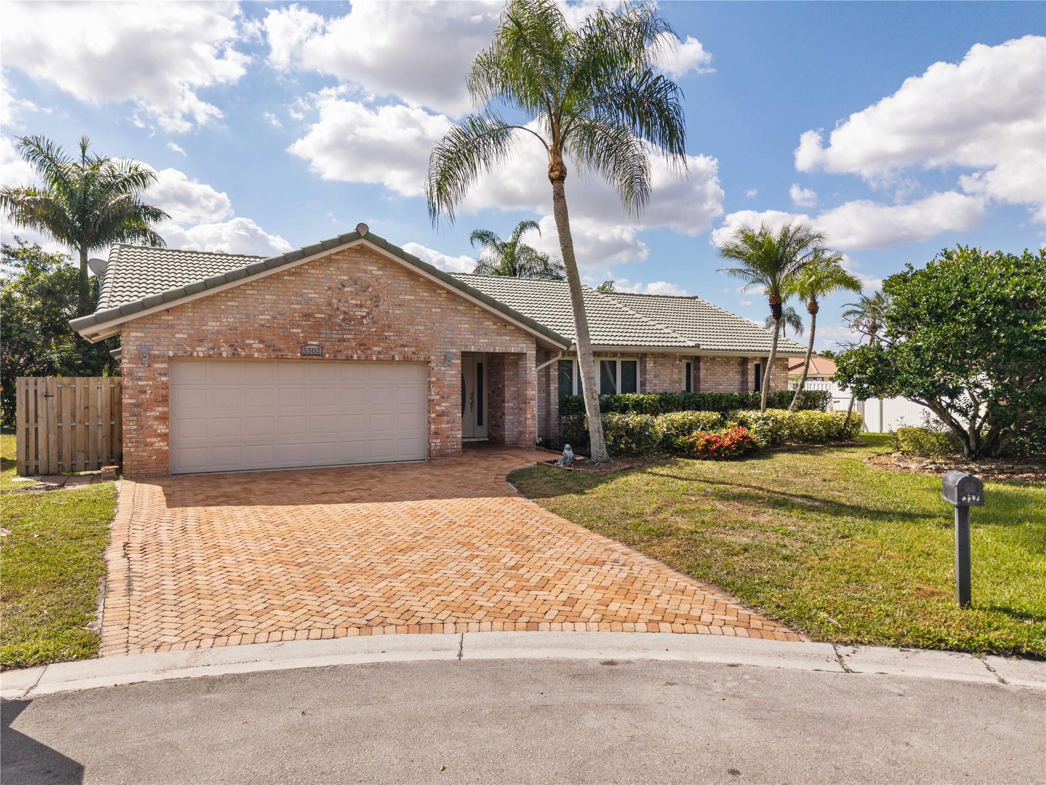Photo for 5302 NW 64th Way, Coral Springs, FL 33067 - Listing #FX-10546821 5302 NW 64th Way, Coral Springs, FL 33067