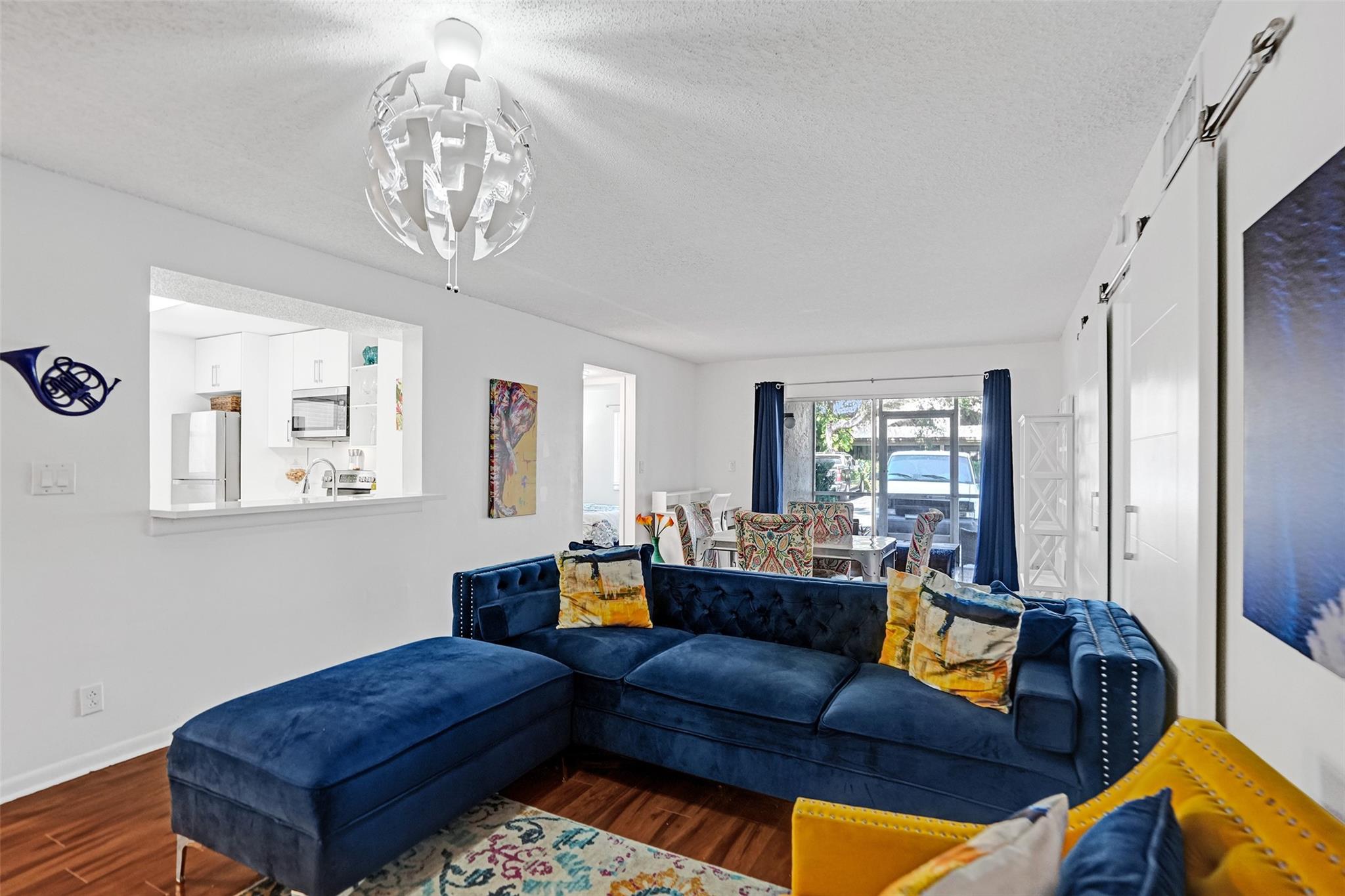 12131 Royal Palm Boulevard #2E, Coral Springs, FL 33065