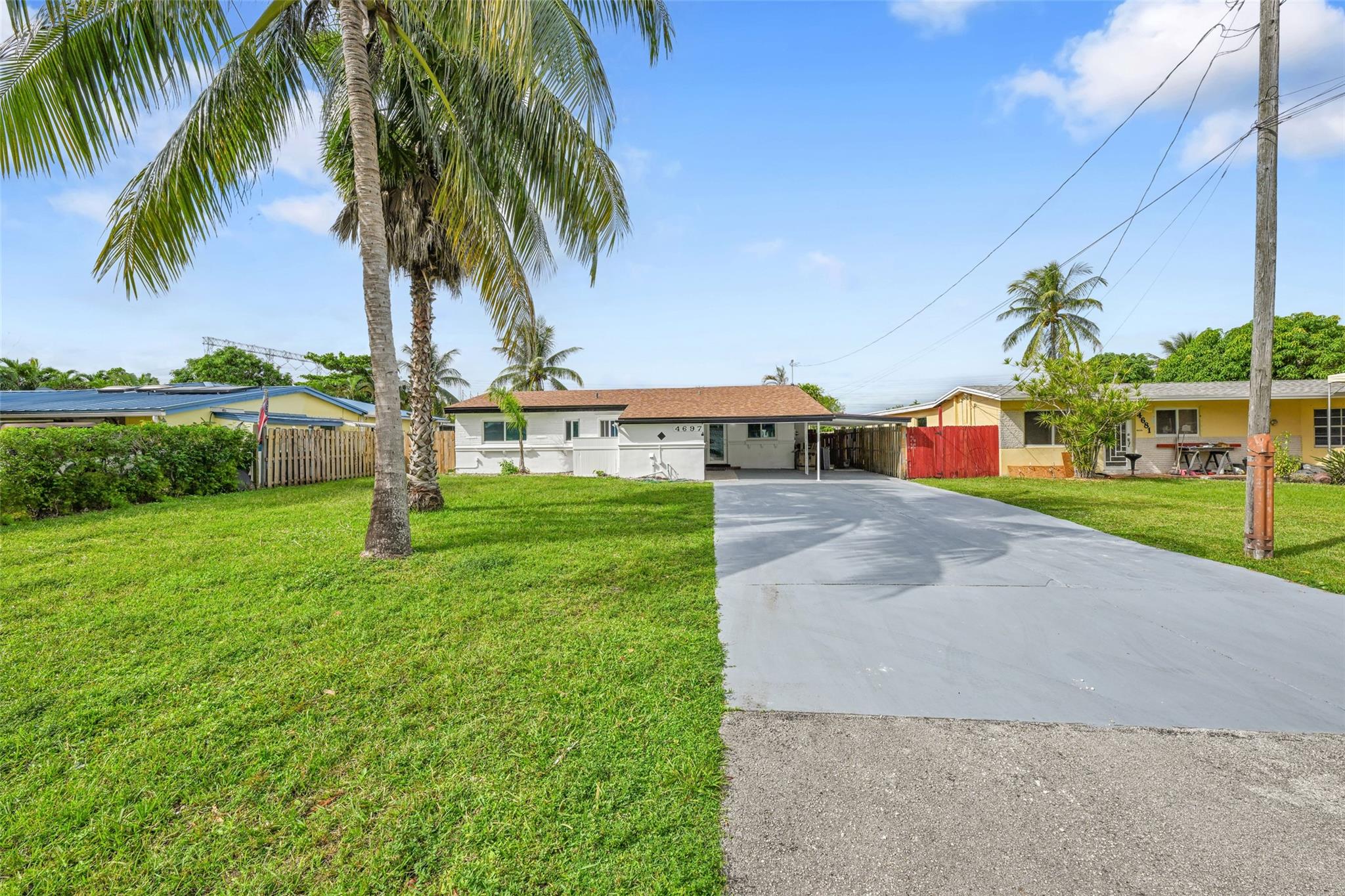 Photo for 4697 SW 35th Avenue, Fort Lauderdale, FL 33312 - listing #FX-10535817 4697 SW 35th Avenue, Fort Lauderdale, FL 33312