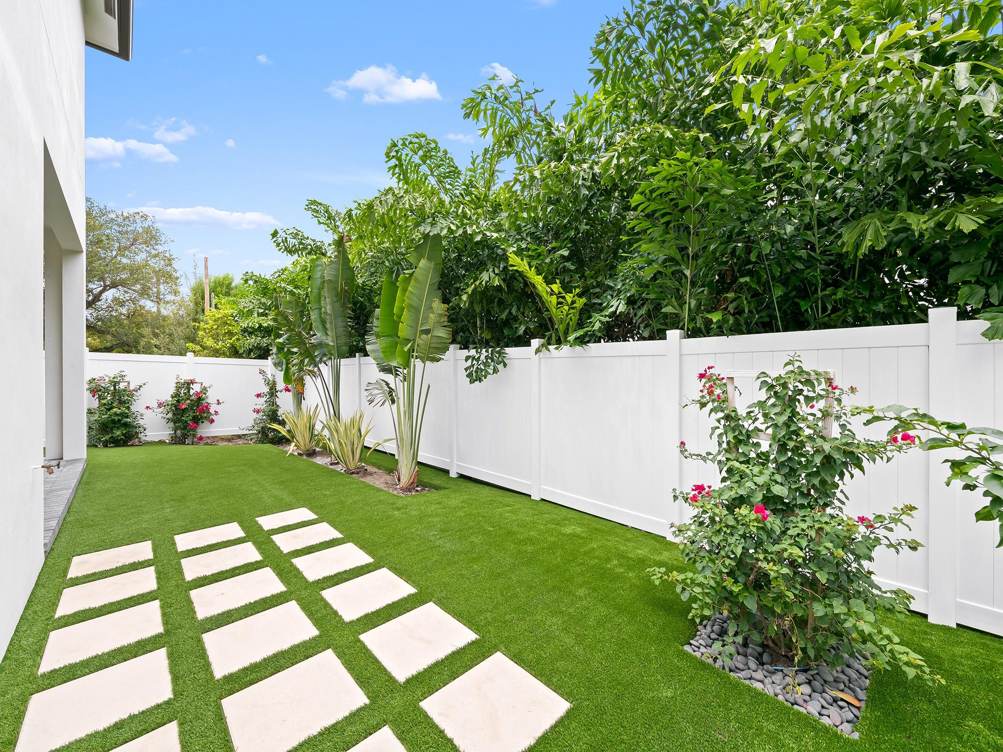 Photo for 1429 SW 23rd Court, Fort Lauderdale, FL 33315 - Listing #FX-10501339 1429 SW 23rd Court, Fort Lauderdale, FL 33315