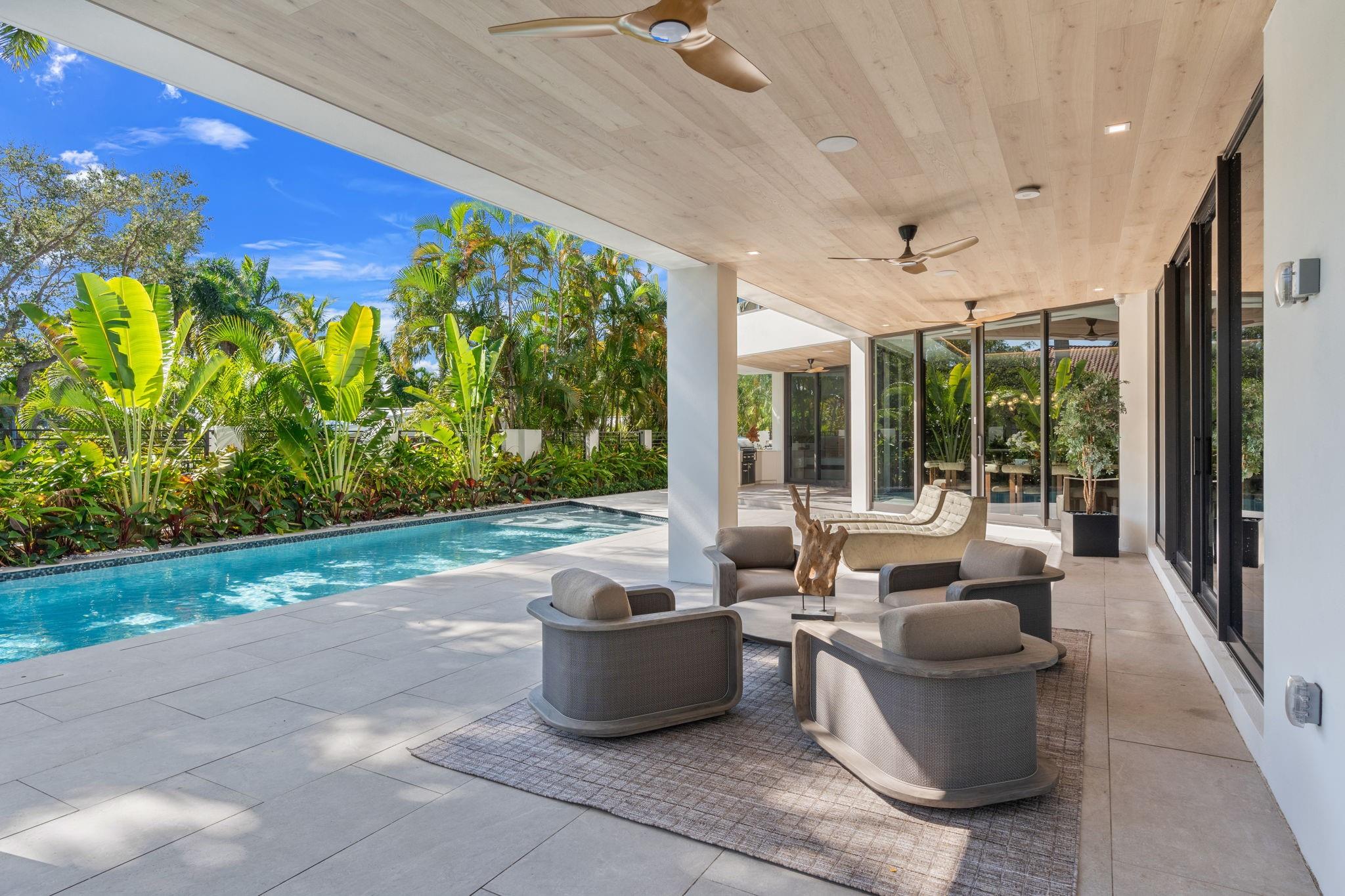 2035 Intracoastal Drive, Fort Lauderdale, FL 33305