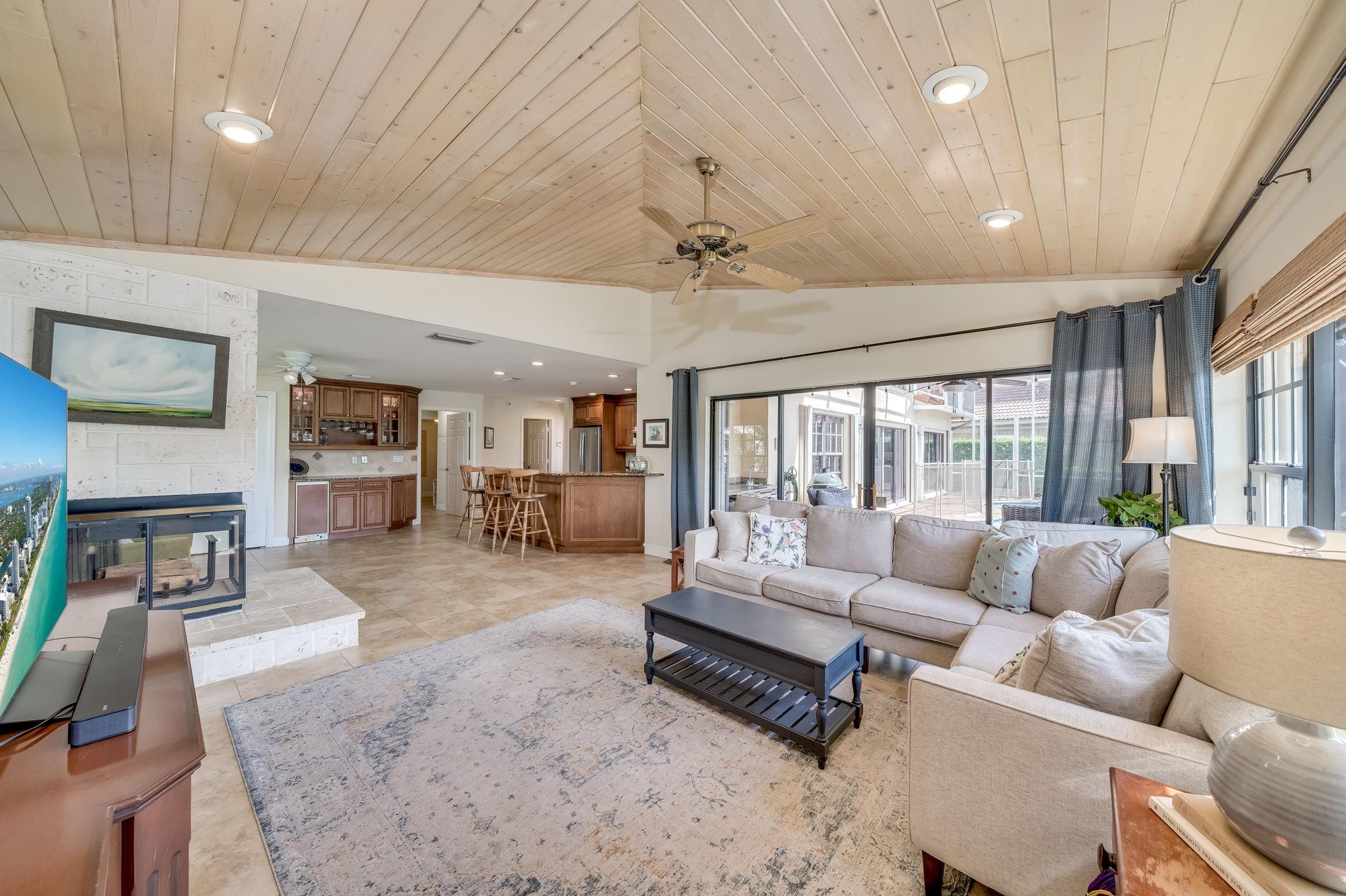 12422 Classic Drive, Coral Springs, FL 33071