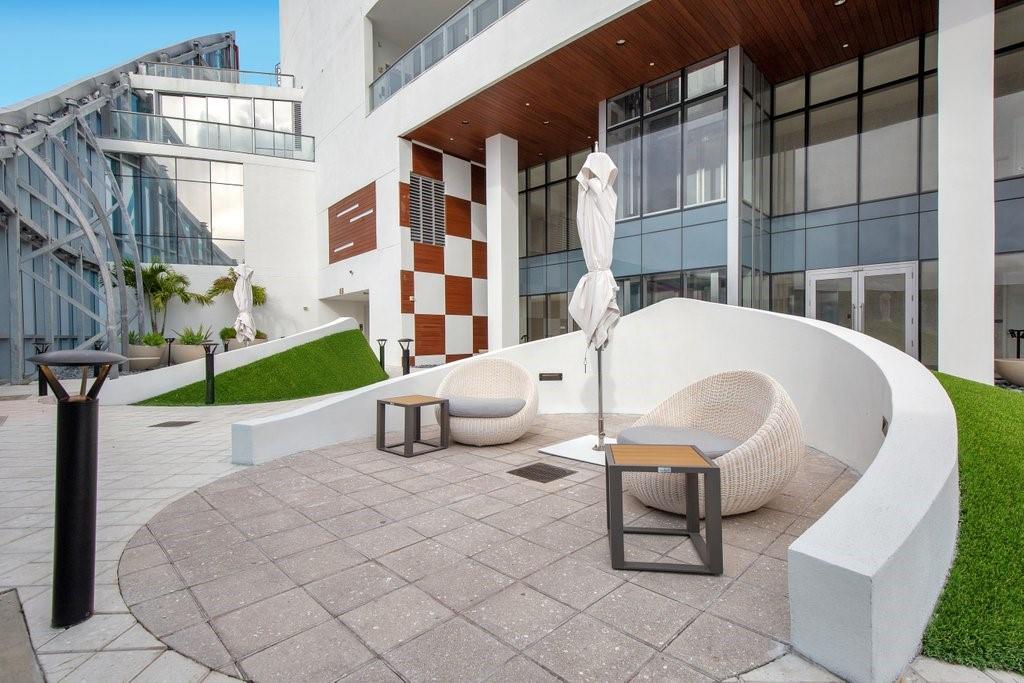 851 NE 1st Avenue 2202, Miami, FL 33132