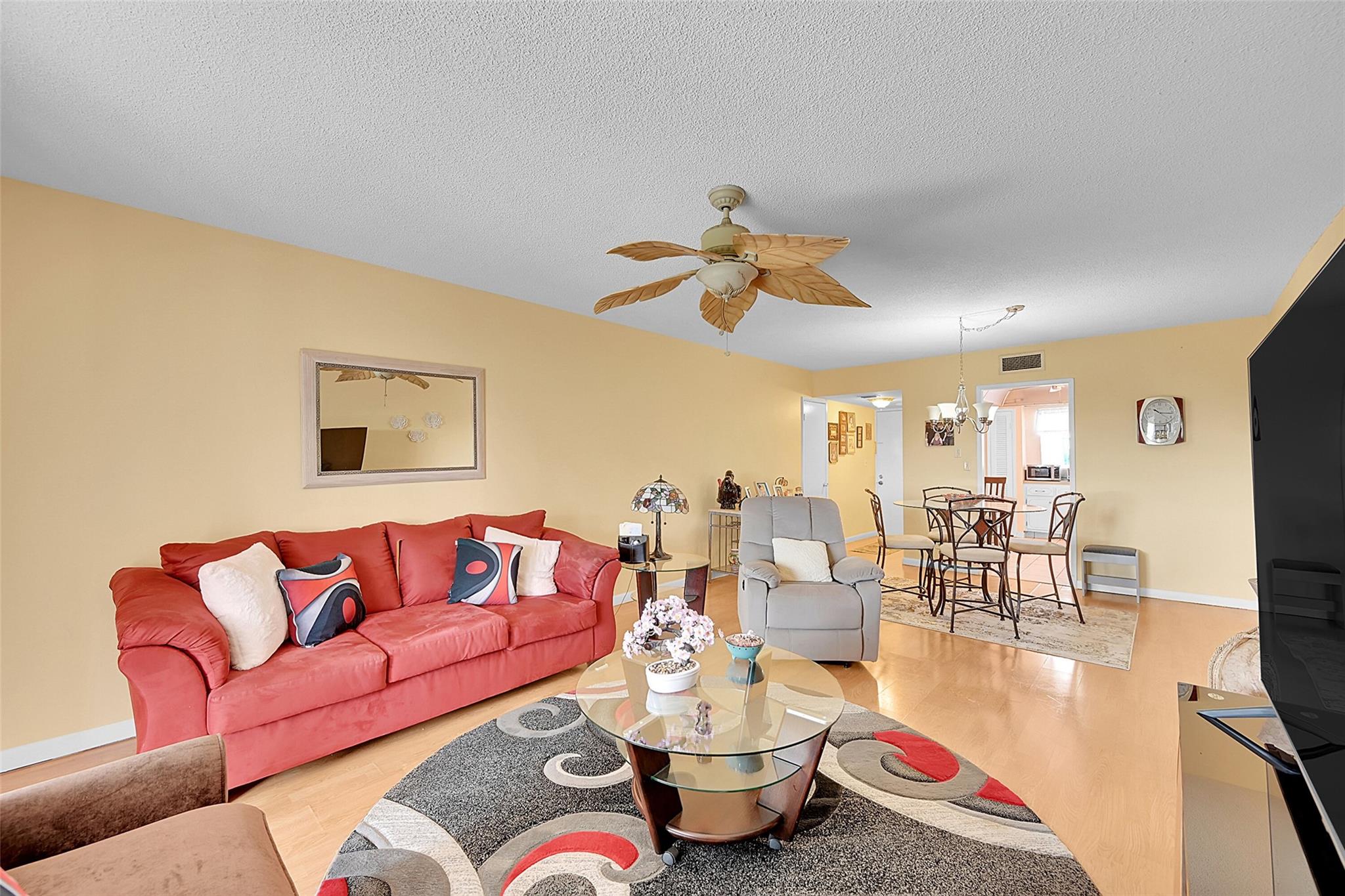 3475 Broken Woods Drive 401, Coral Springs, FL 33065