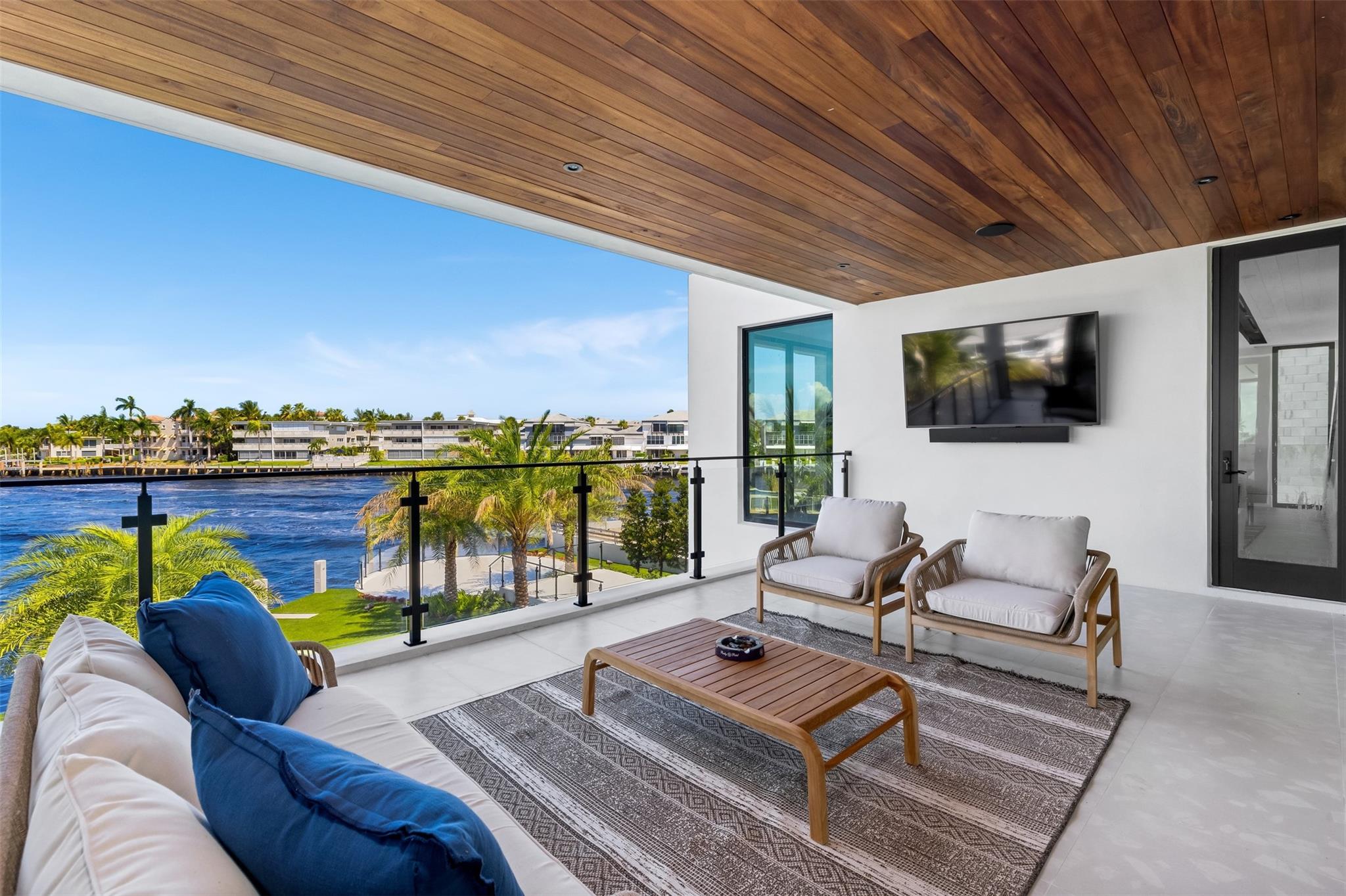 1555 SE 14th Court, Deerfield Beach, FL 33441