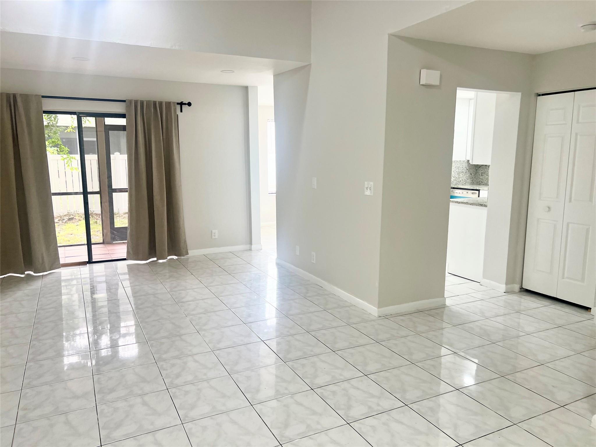 11530-32 NW 43rd Street 11530-32, Coral Springs, FL 33065