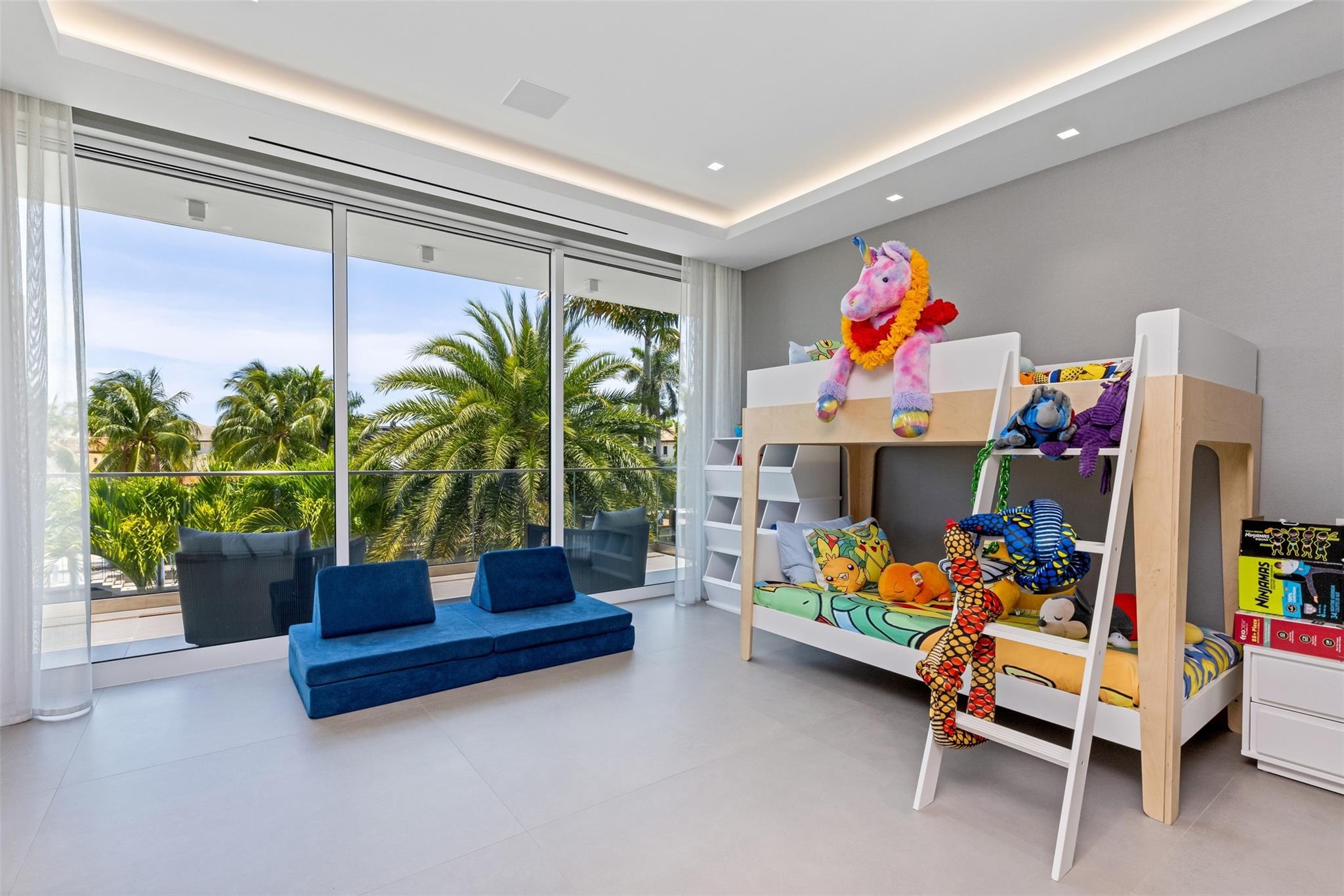 650 Royal Plaza Drive, Fort Lauderdale, FL 33301