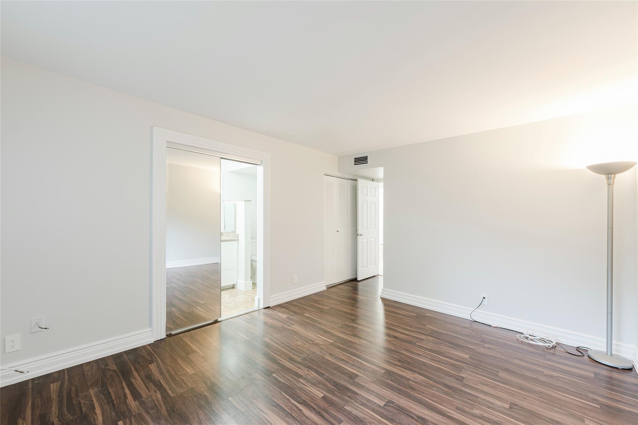 Photo for 9440 SW 8th Street, 207, Boca Raton, FL 33428 - Listing #FX-10517135 9440 SW 8th Street, 207, Boca Raton, FL 33428